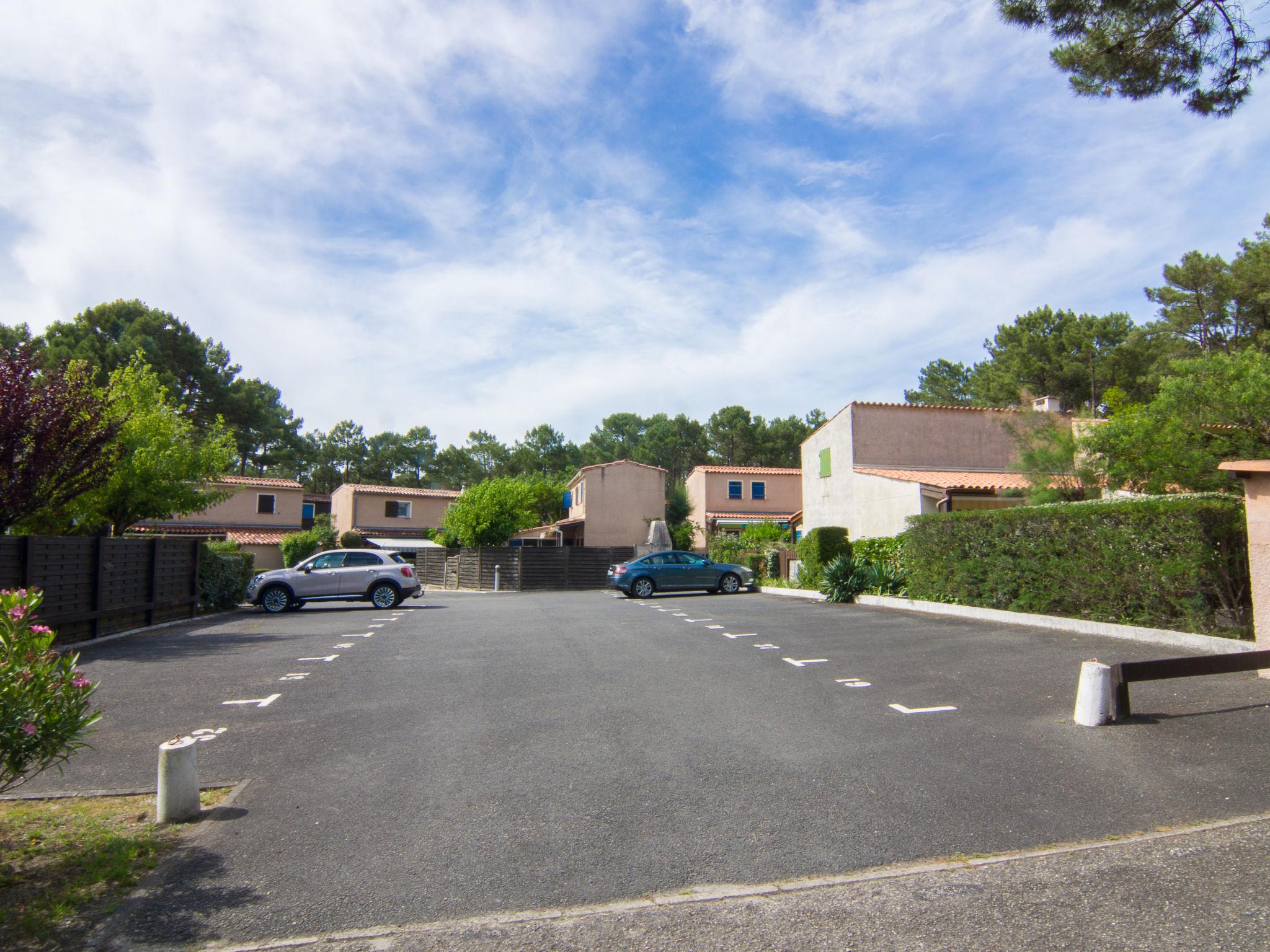 Photo 20 - Maison de 2 chambres à Lacanau avec piscine et jardin