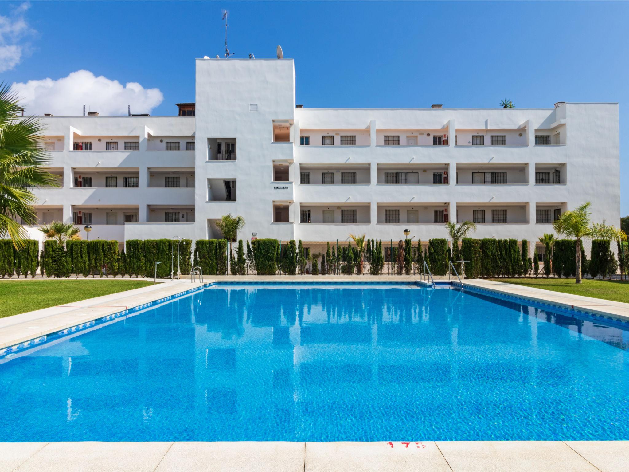 Photo 1 - Appartement de 2 chambres à Mijas avec piscine et vues à la mer