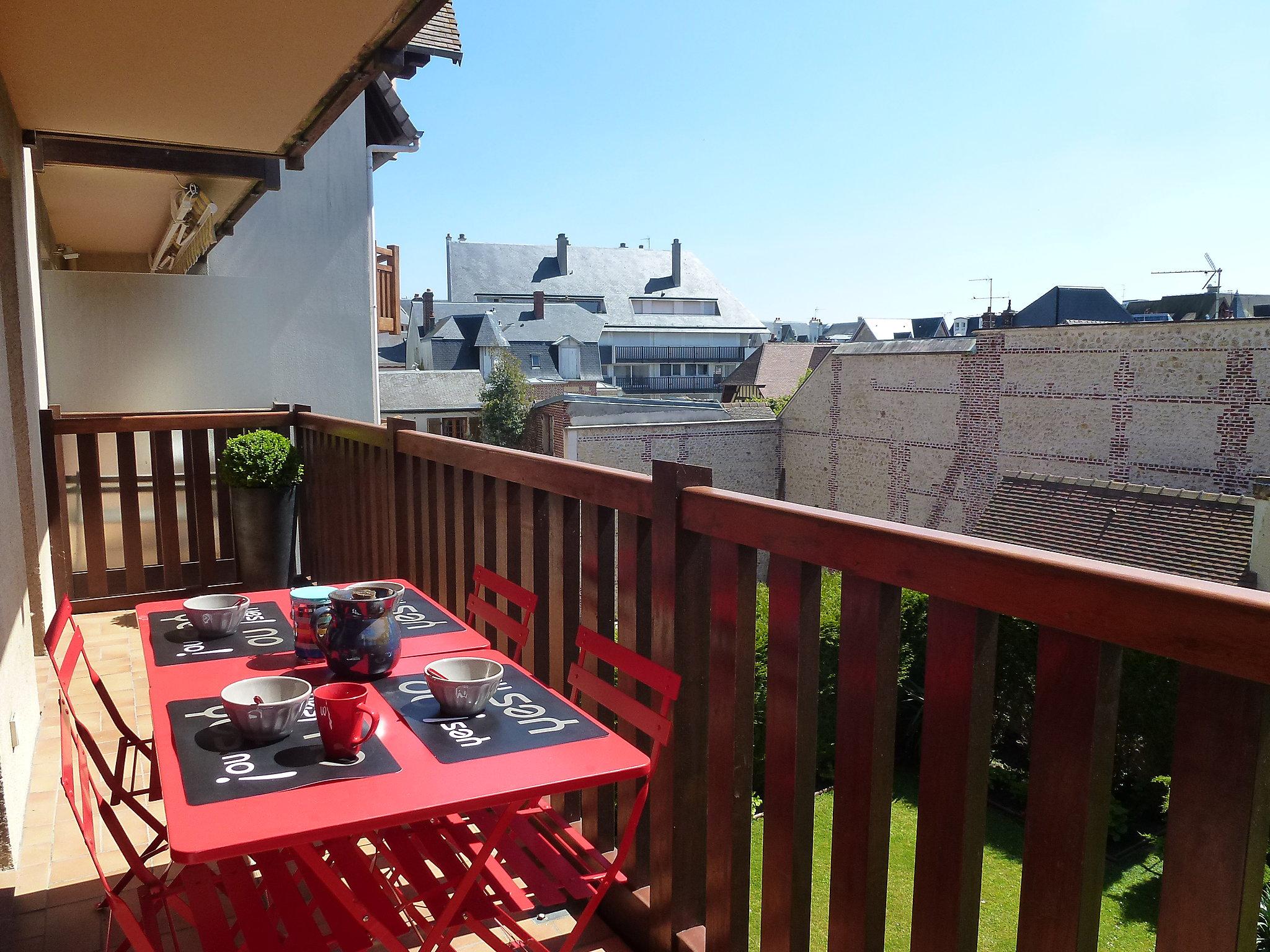 Photo 4 - 1 bedroom Apartment in Deauville with sea view