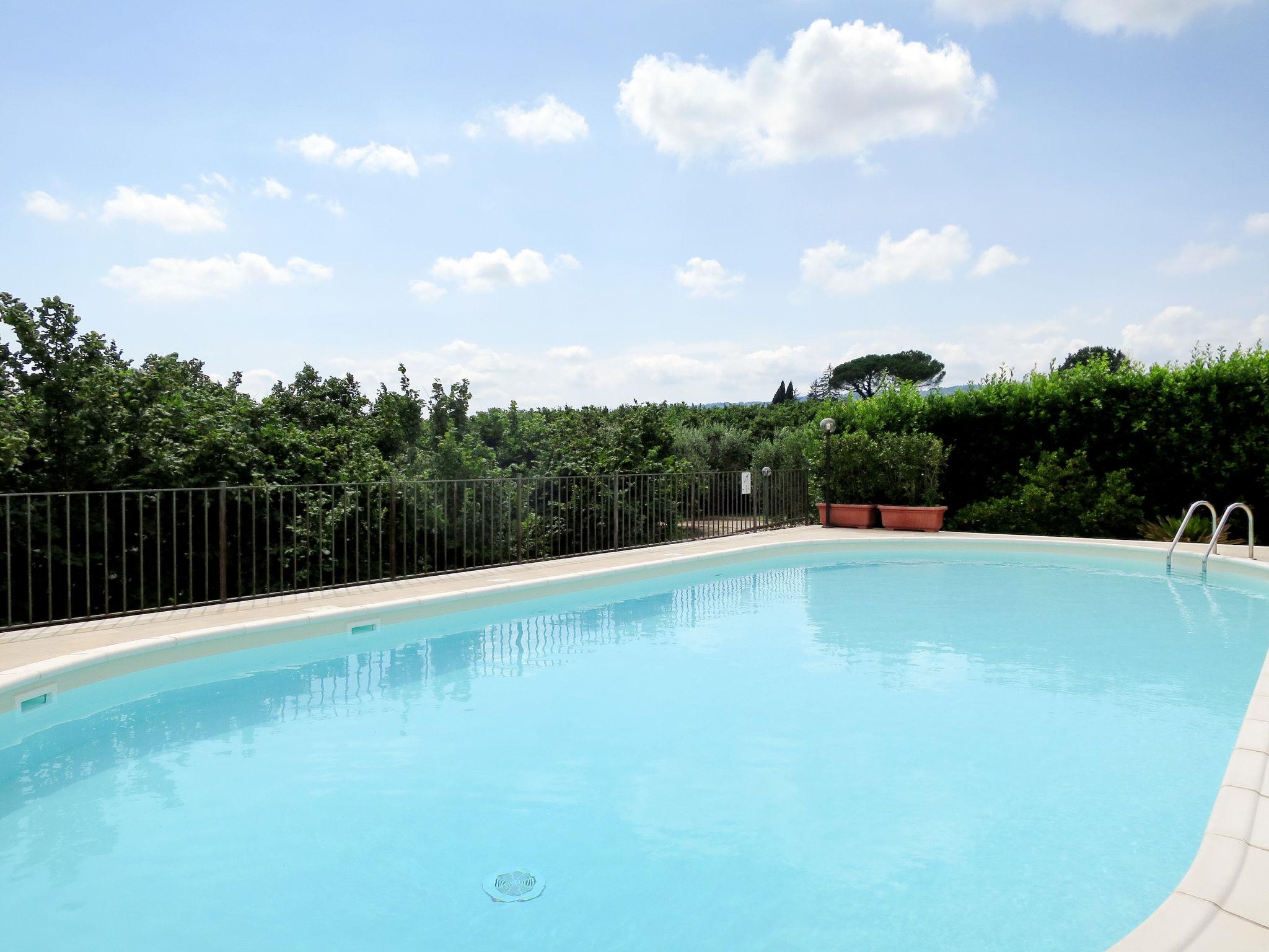 Photo 25 - 2 bedroom Apartment in Caprarola with swimming pool and garden