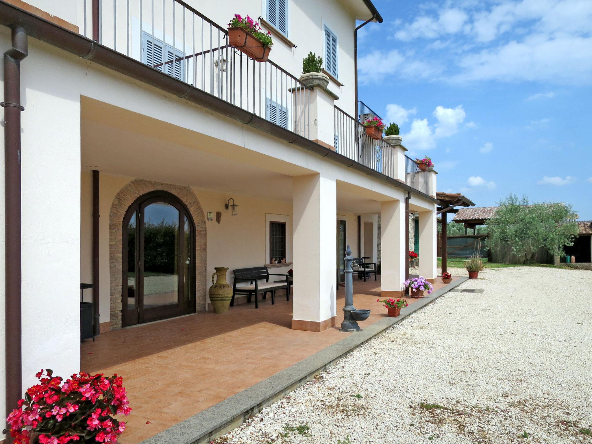 Photo 27 - Appartement de 2 chambres à Caprarola avec piscine et jardin