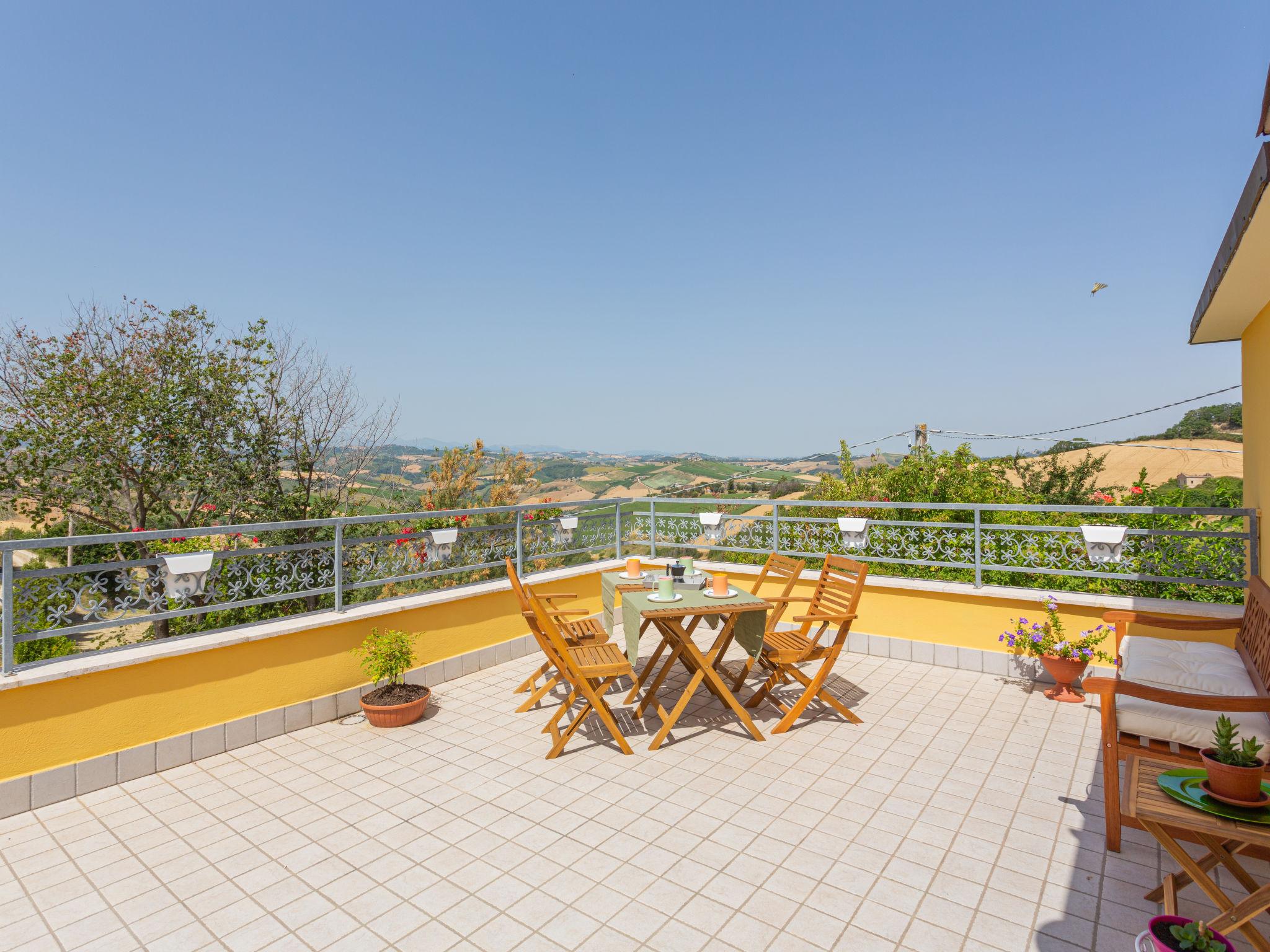 Photo 22 - Maison de 3 chambres à Ripatransone avec terrasse