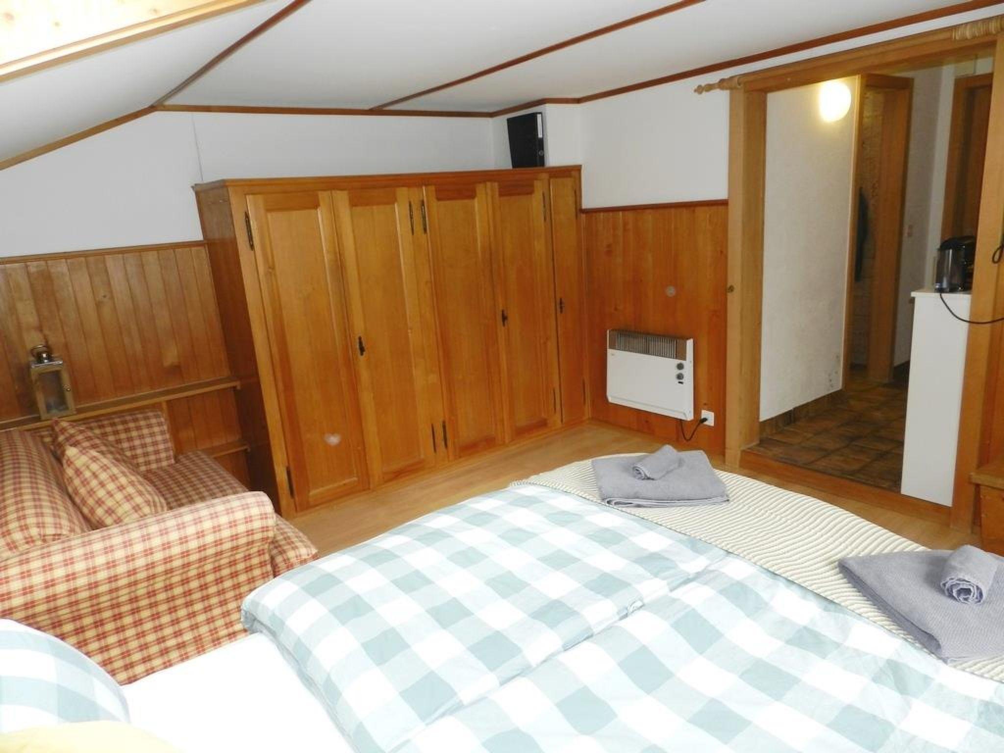 Photo 12 - 1 bedroom Apartment in Saanen
