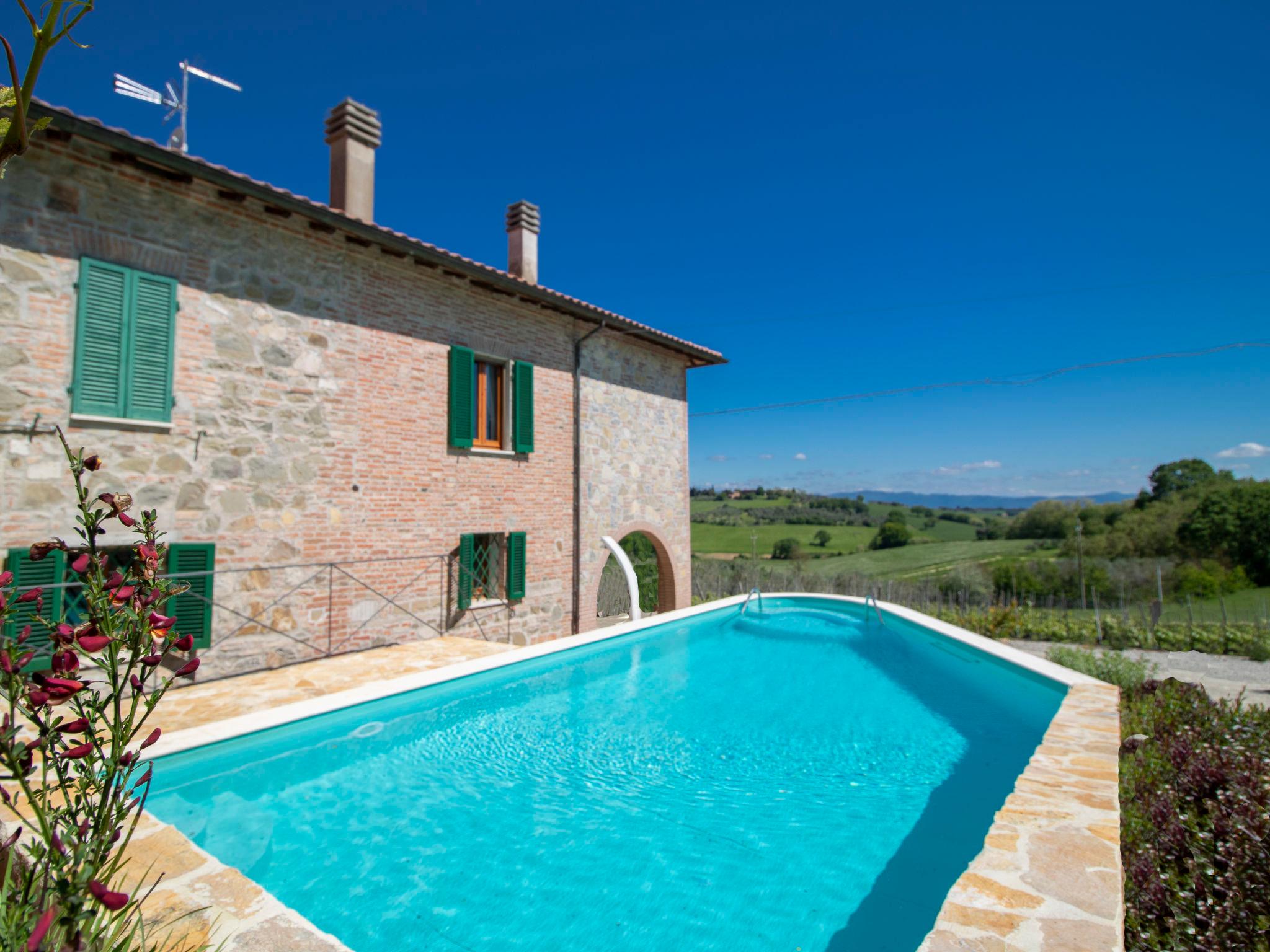 Photo 26 - 2 bedroom House in Castiglione del Lago with private pool and mountain view