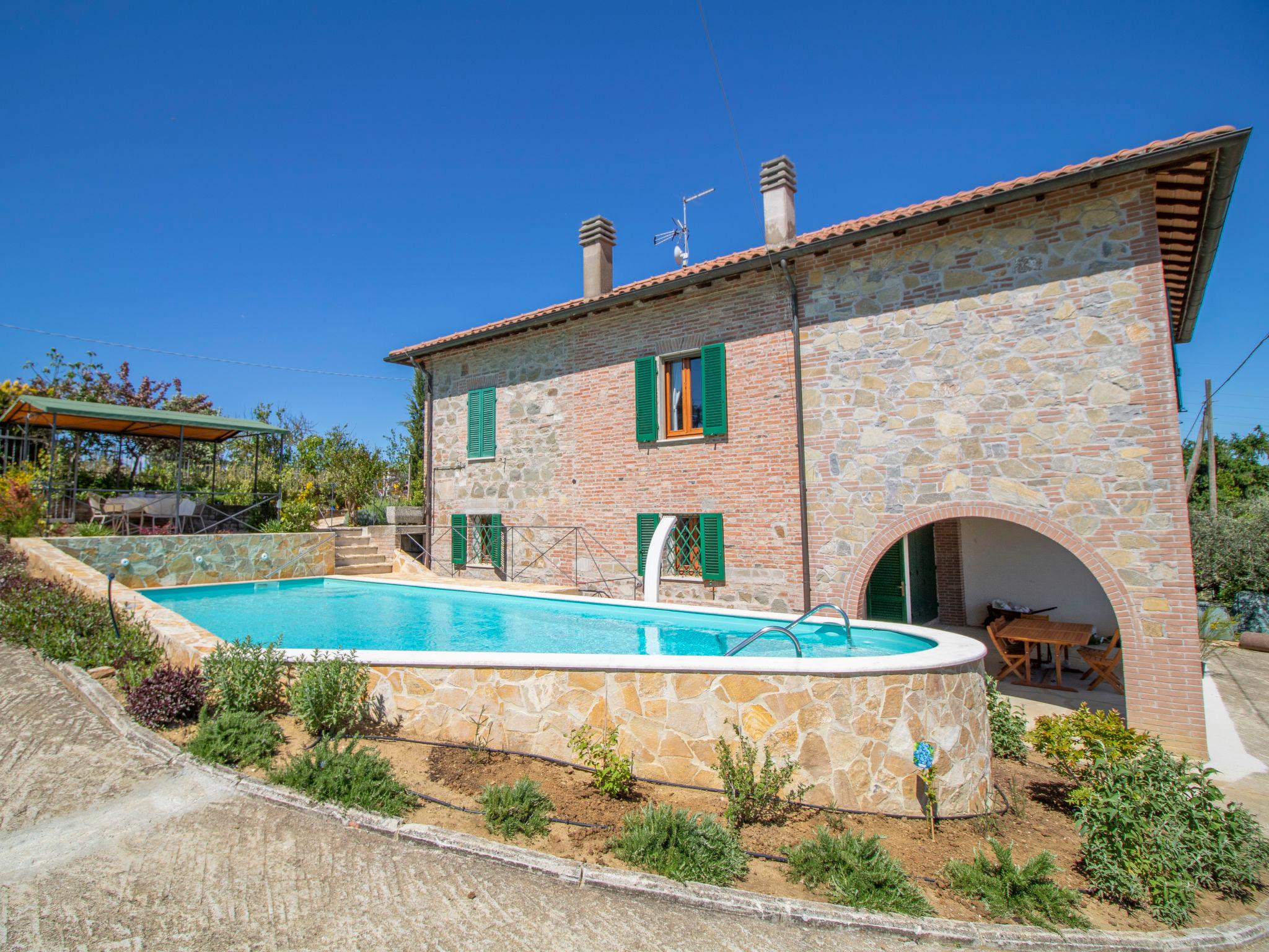Photo 27 - 2 bedroom House in Castiglione del Lago with private pool and mountain view