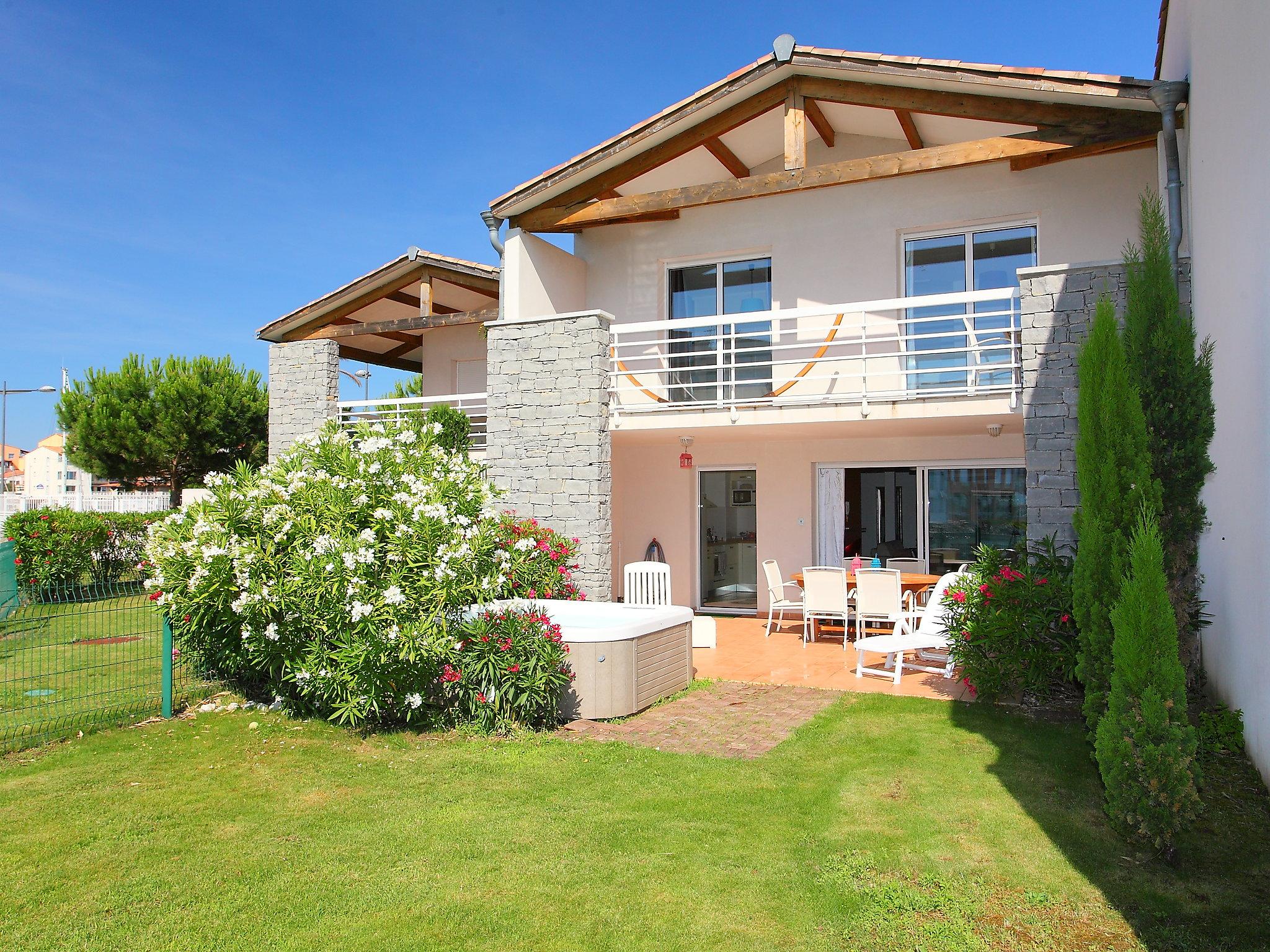 Foto 2 - Casa con 3 camere da letto a Agde con giardino e terrazza