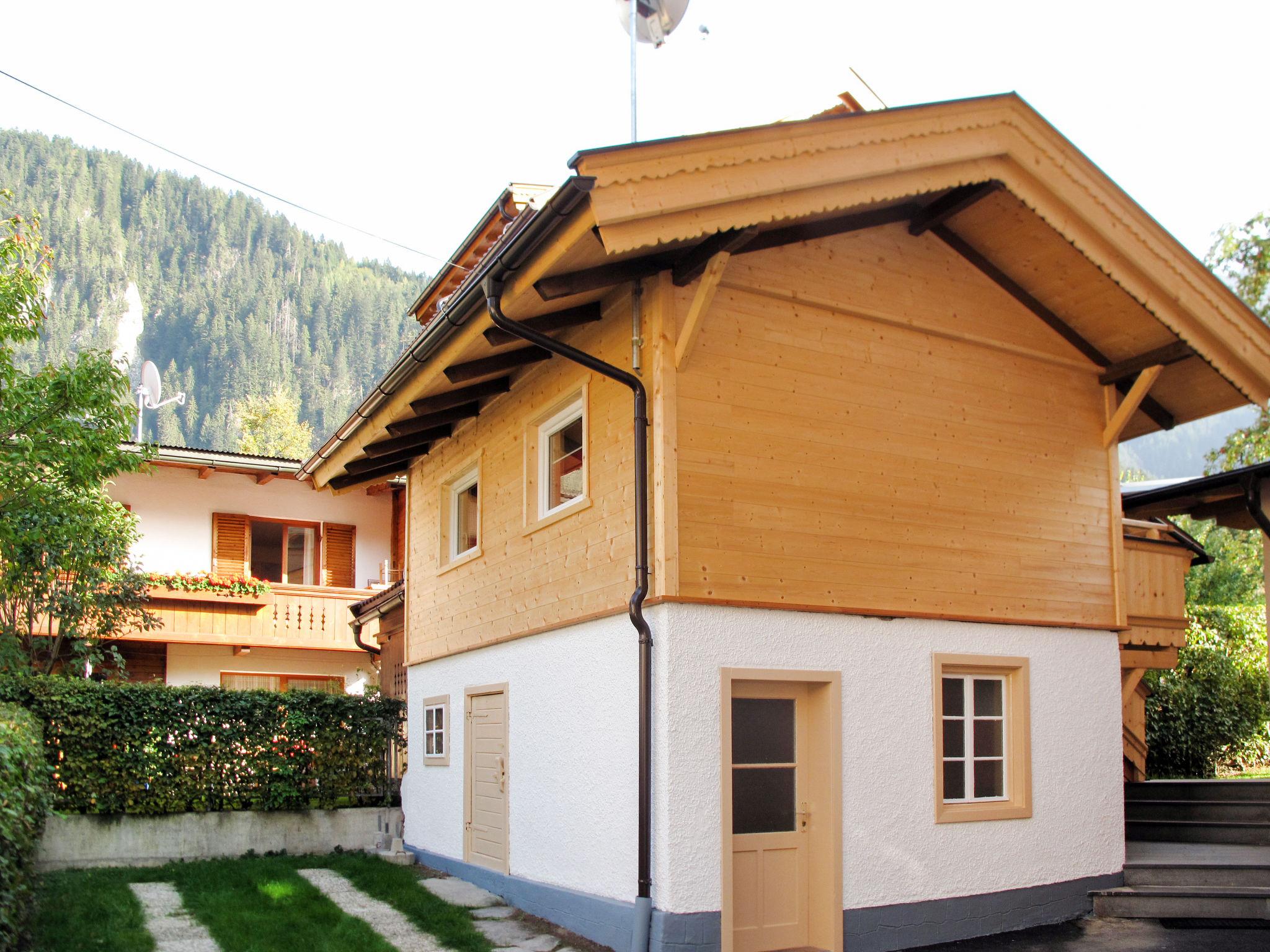 Photo 23 - Maison de 1 chambre à Mayrhofen avec jardin et vues sur la montagne