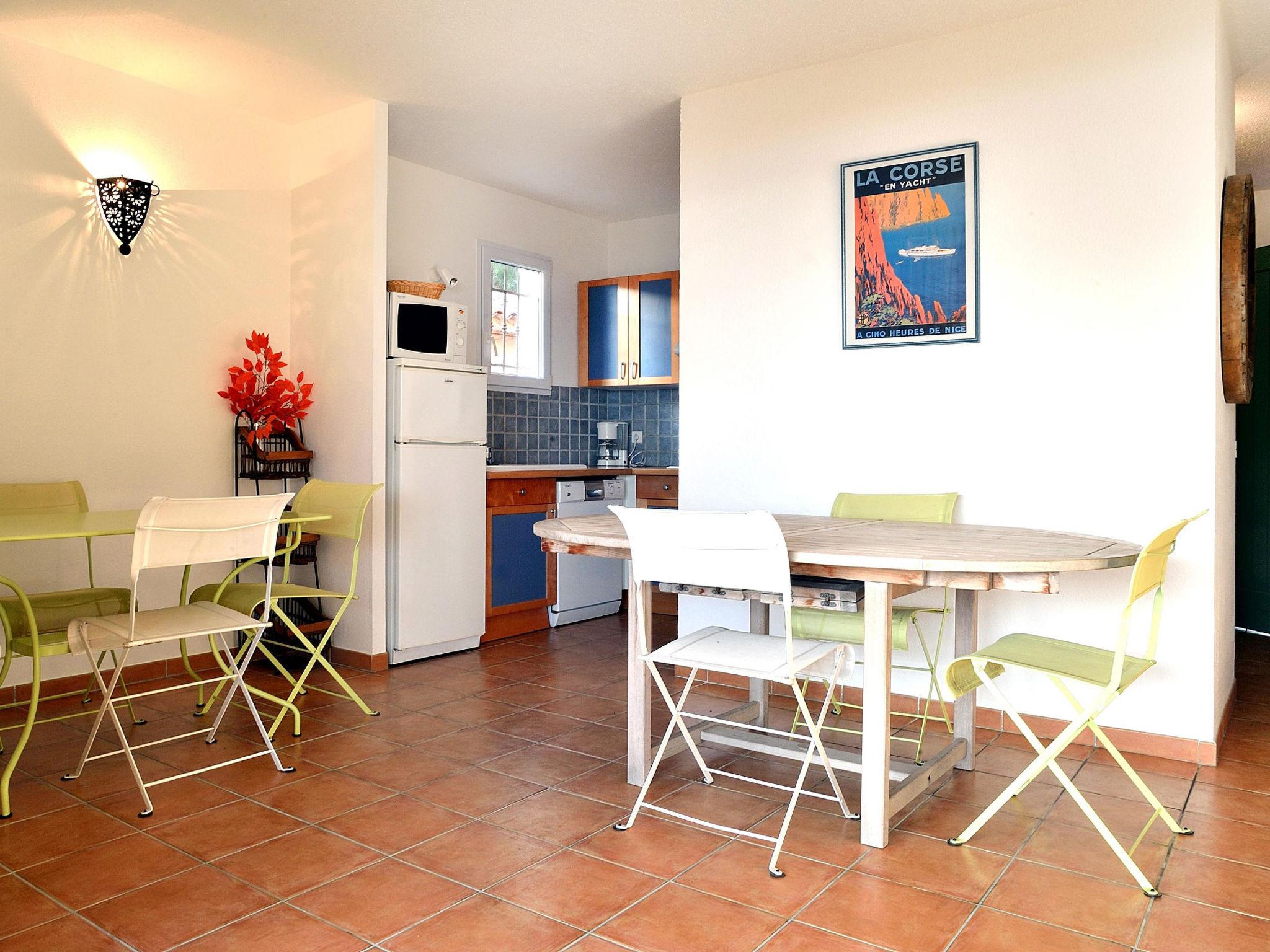 Foto 7 - Casa de 1 habitación en Porto-Vecchio con piscina y vistas al mar