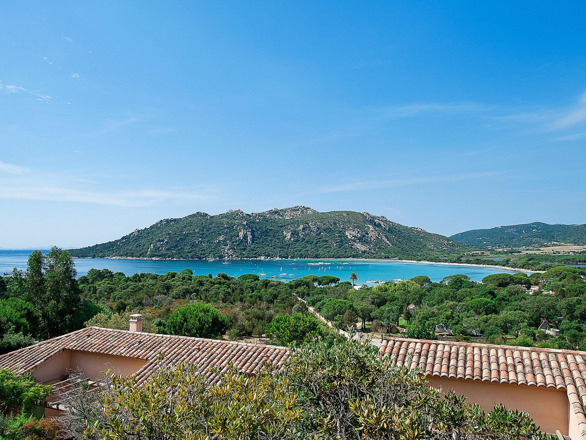 Foto 1 - Casa de 1 quarto em Porto-Vecchio com piscina e vistas do mar