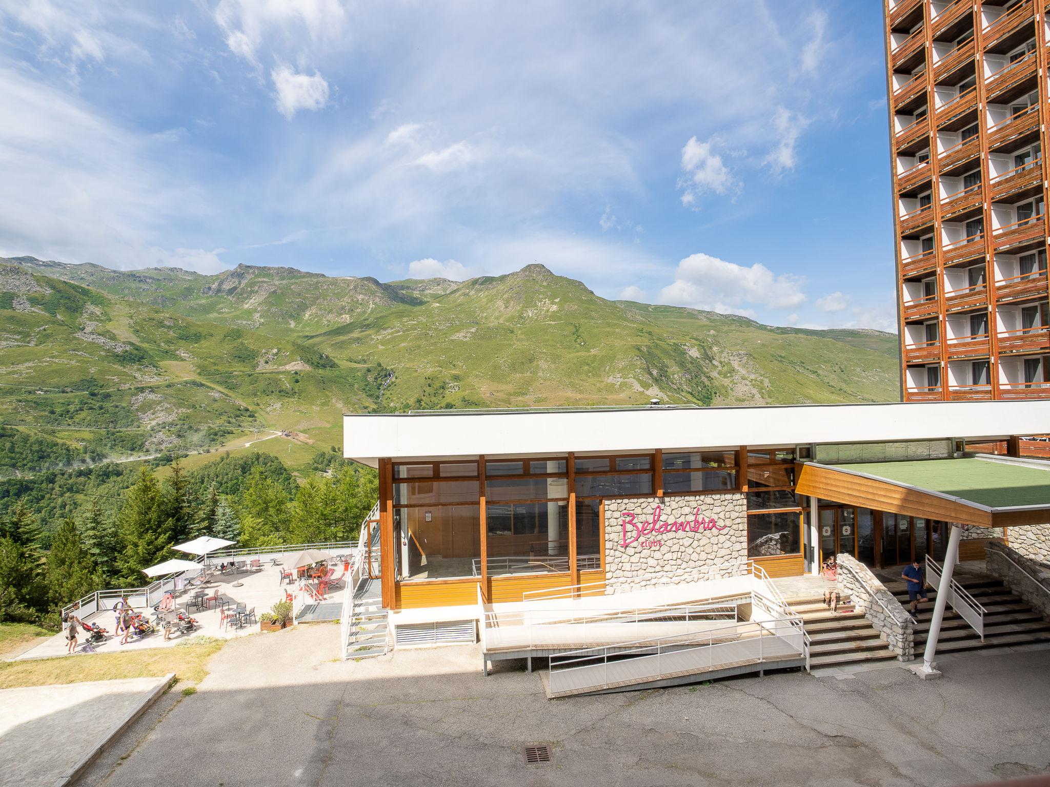 Foto 1 - Appartamento con 1 camera da letto a Les Belleville con vista sulle montagne