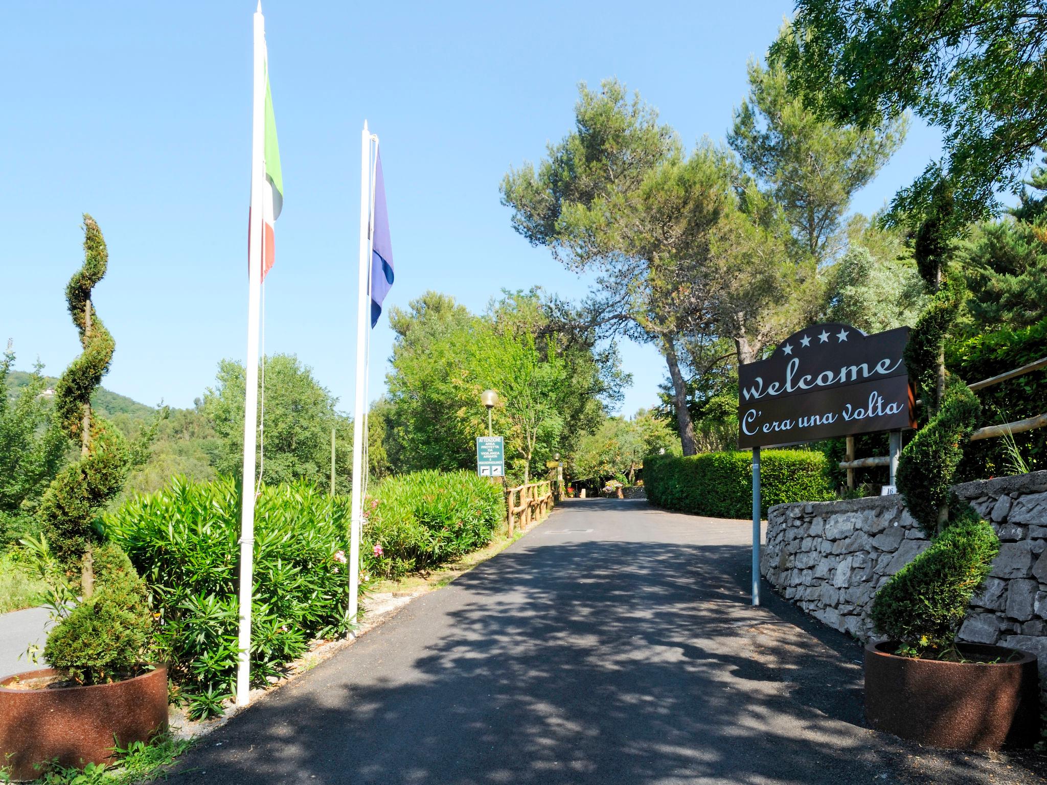 Foto 18 - Haus mit 1 Schlafzimmer in Villanova d'Albenga mit schwimmbad und blick aufs meer