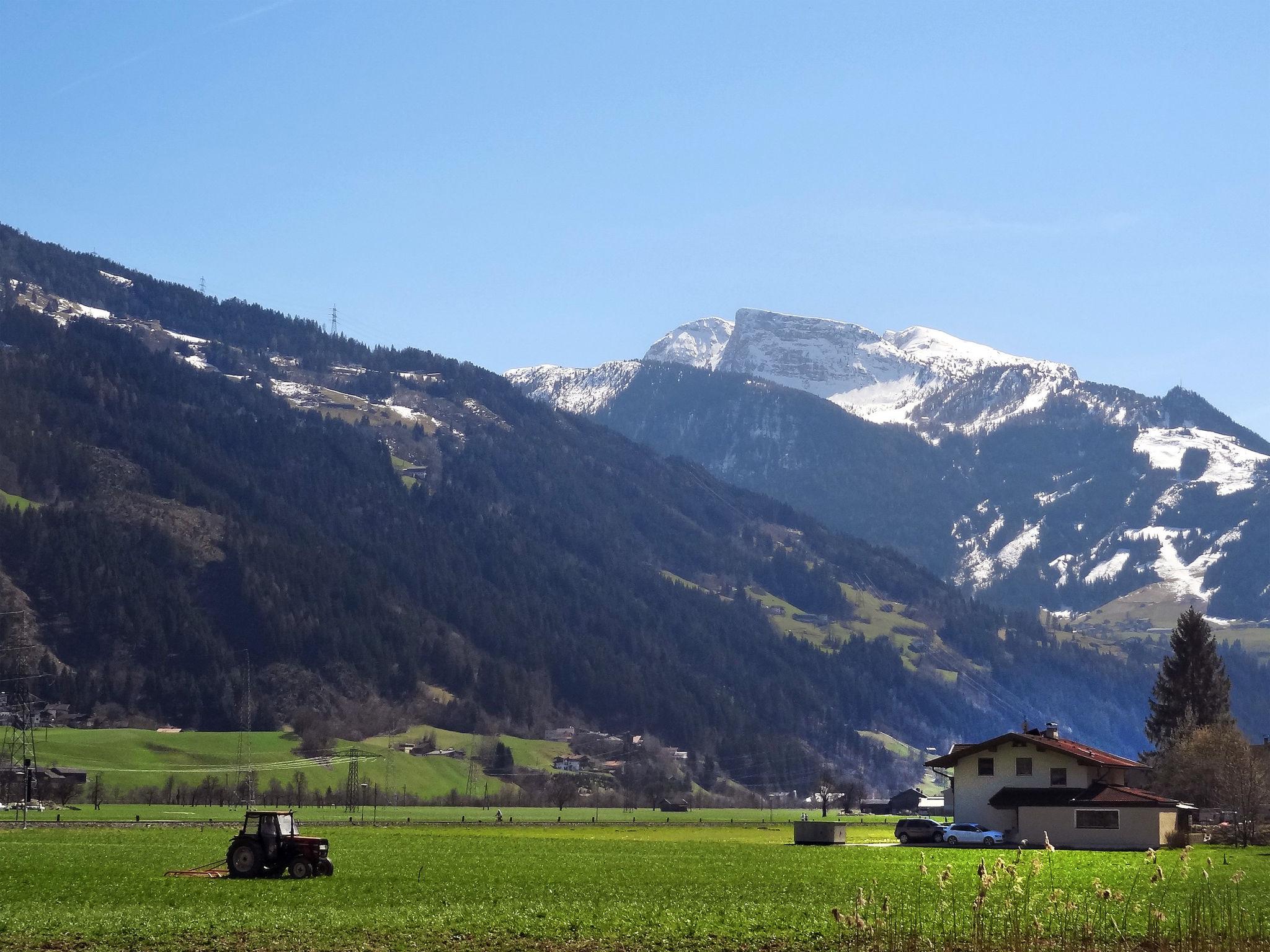 Photo 3 - Appartement de 3 chambres à Aschau im Zillertal avec jardin