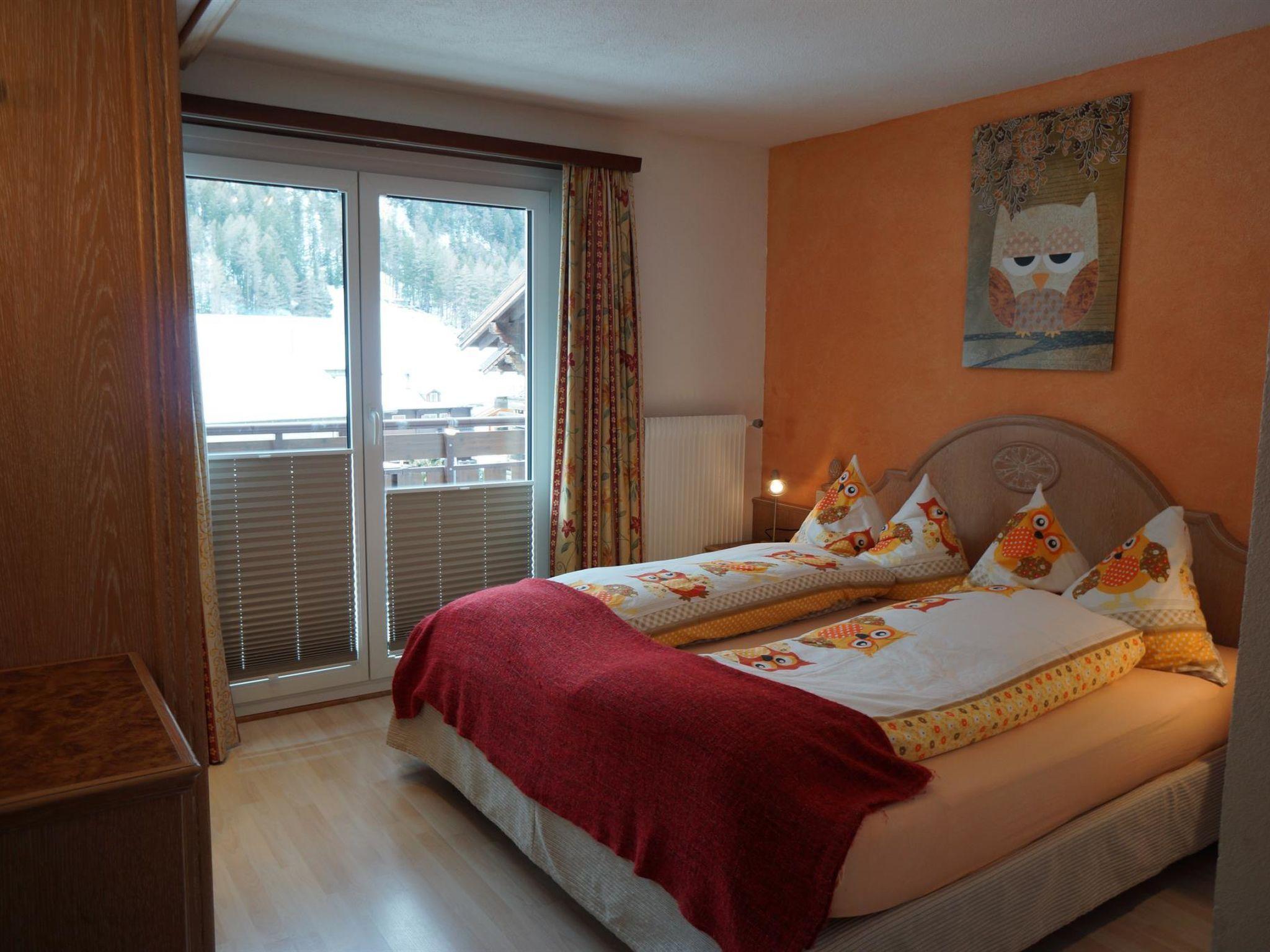 Foto 25 - Appartamento con 2 camere da letto a Saas-Grund con giardino