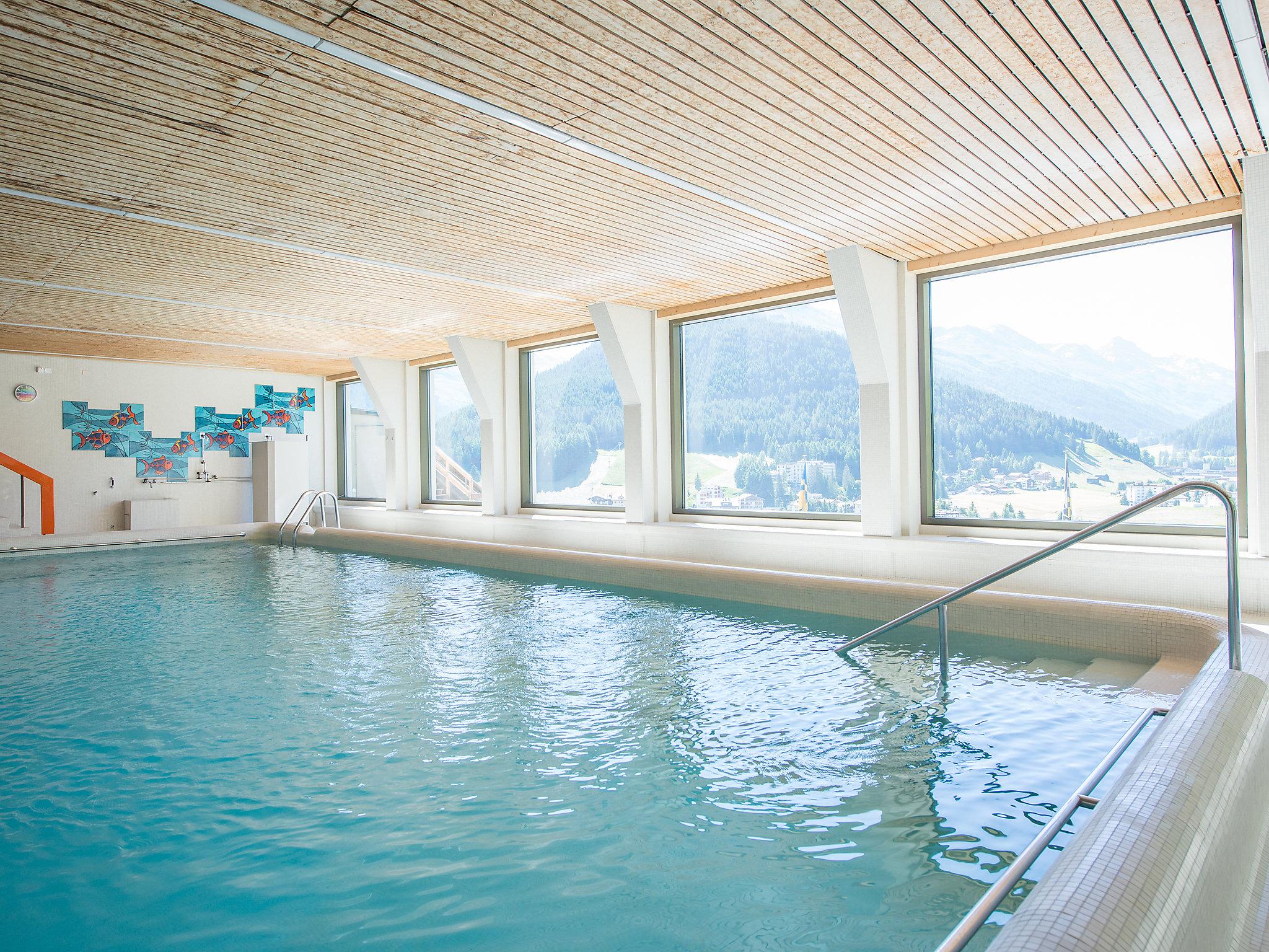Foto 11 - Apartamento de 1 habitación en Davos con piscina y vistas a la montaña