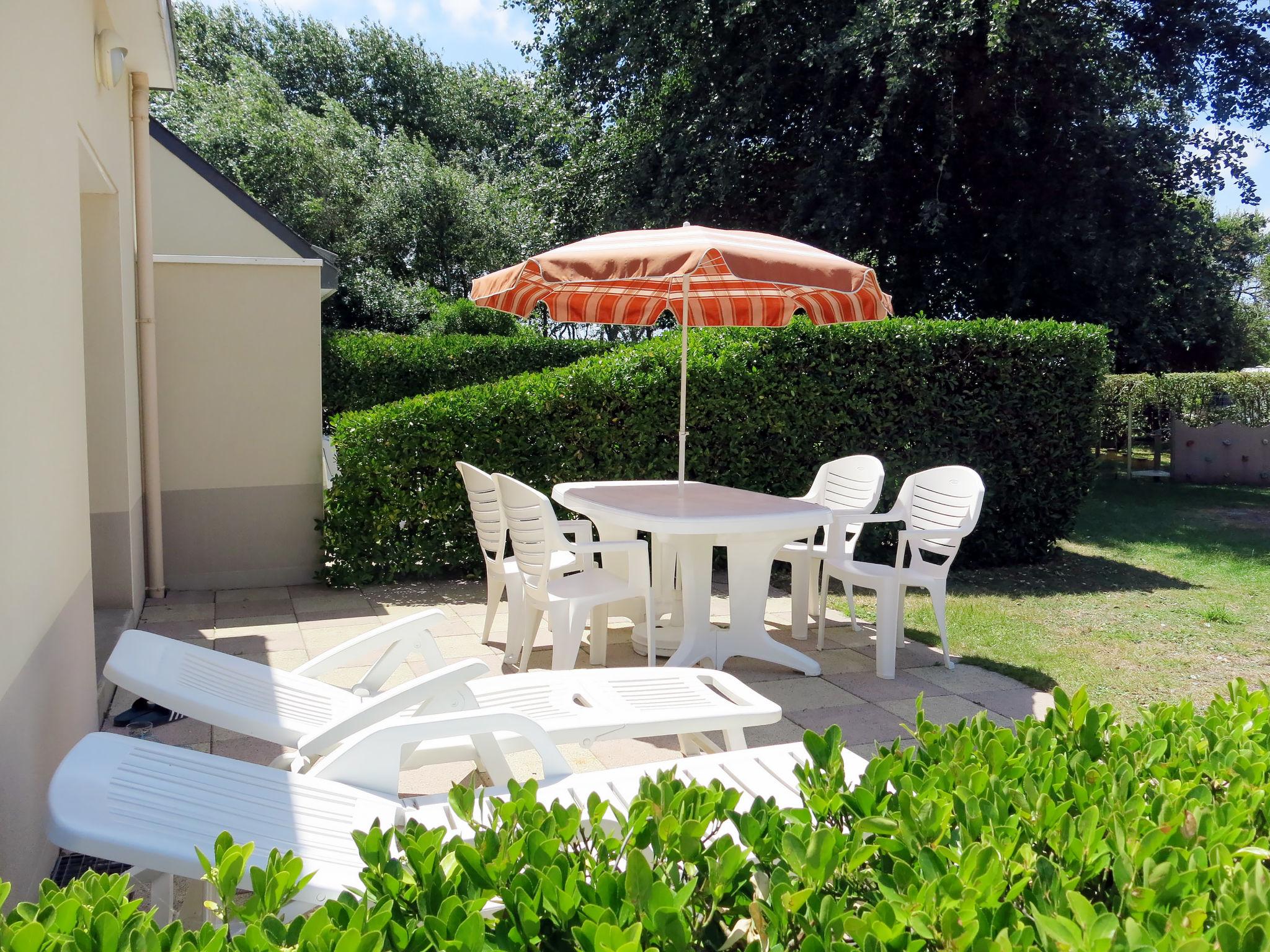 Photo 2 - Maison de 2 chambres à Pénestin avec piscine et vues à la mer