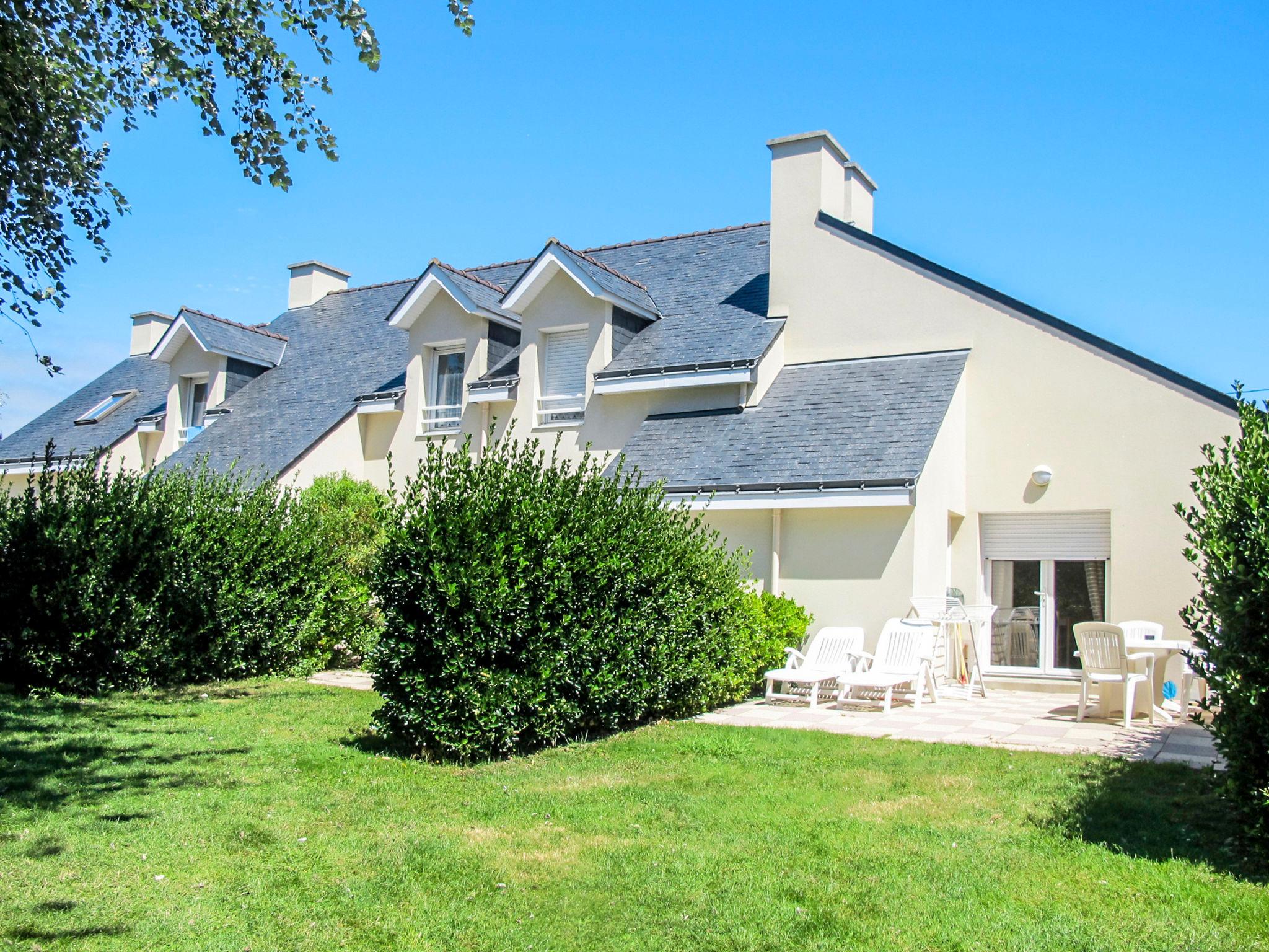 Foto 10 - Haus mit 1 Schlafzimmer in Pénestin mit schwimmbad und blick aufs meer