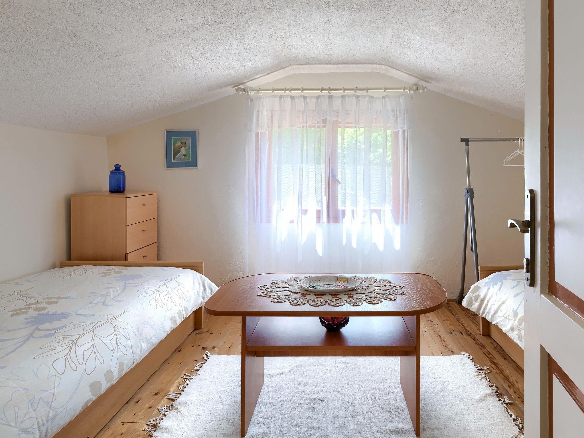 Foto 25 - Casa con 2 camere da letto a Žminj con piscina privata e vista mare