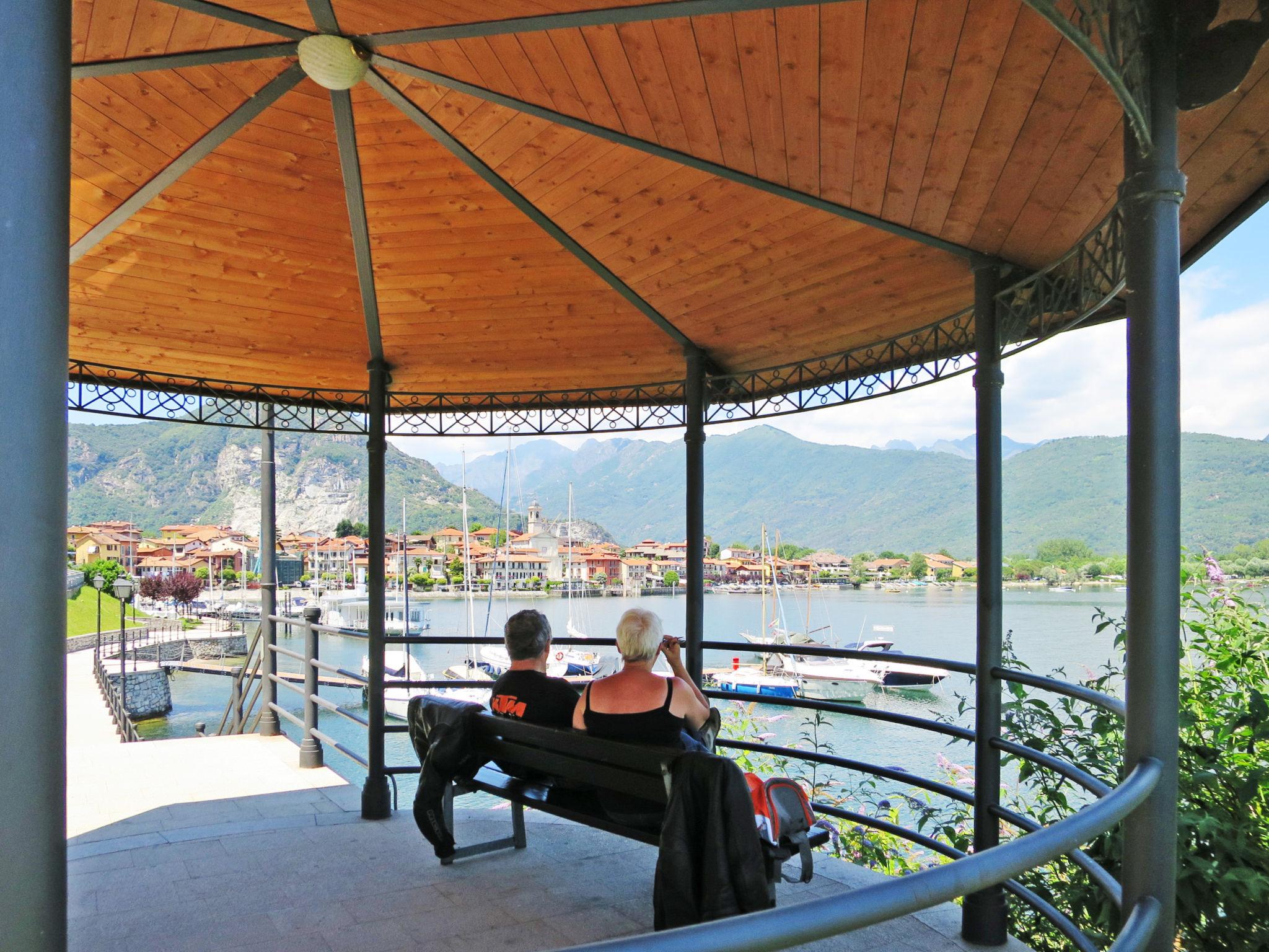 Photo 23 - 2 bedroom Apartment in Baveno with garden and mountain view