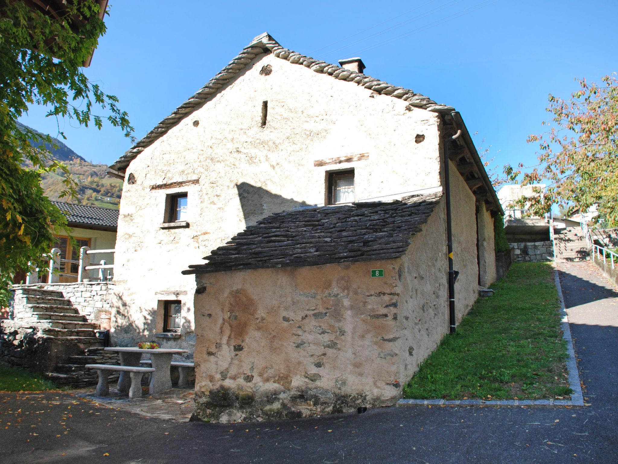 Foto 6 - Casa de 1 quarto em Blenio com jardim e terraço