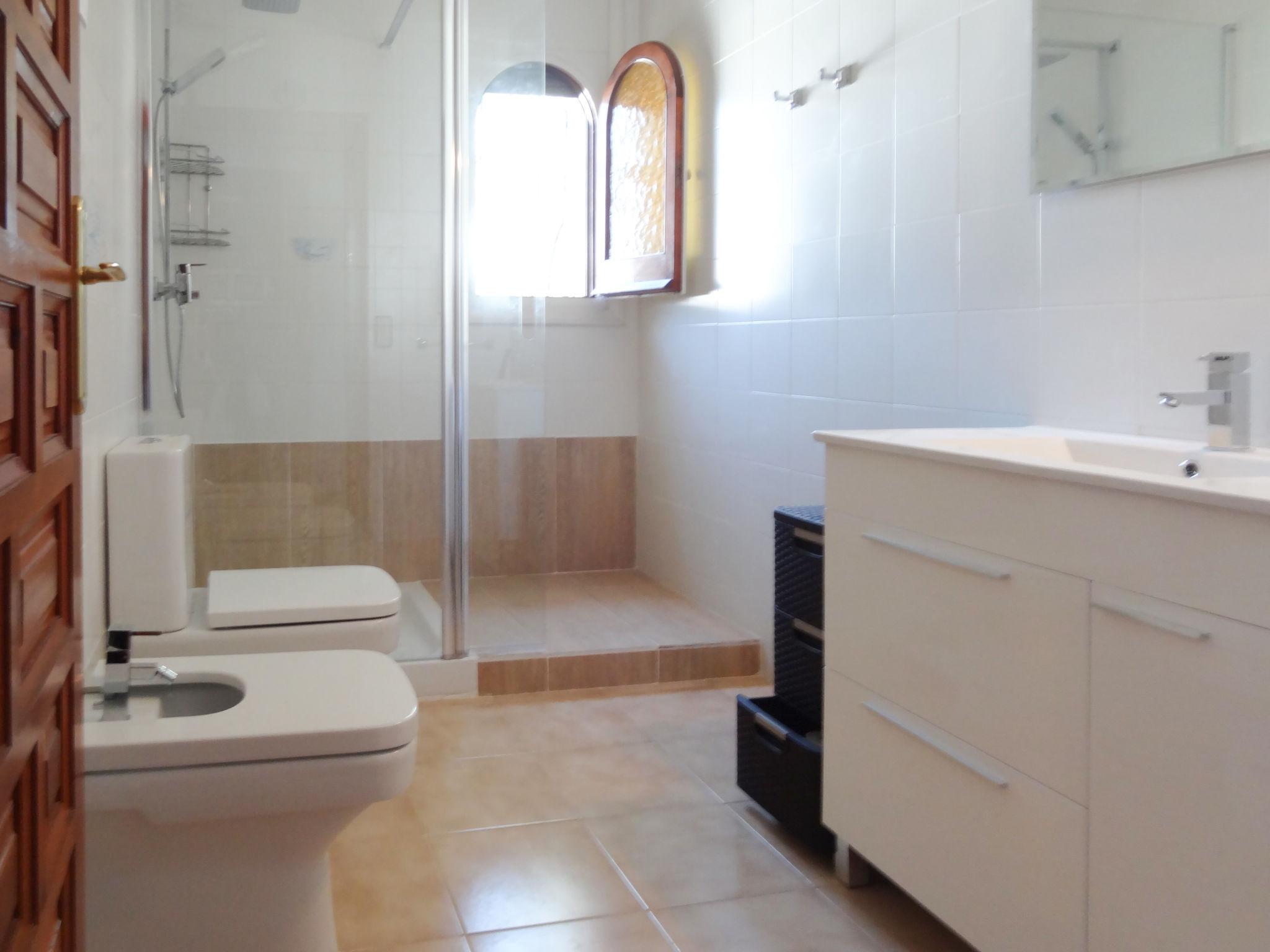 Photo 13 - 3 bedroom House in Mont-roig del Camp with private pool and sea view