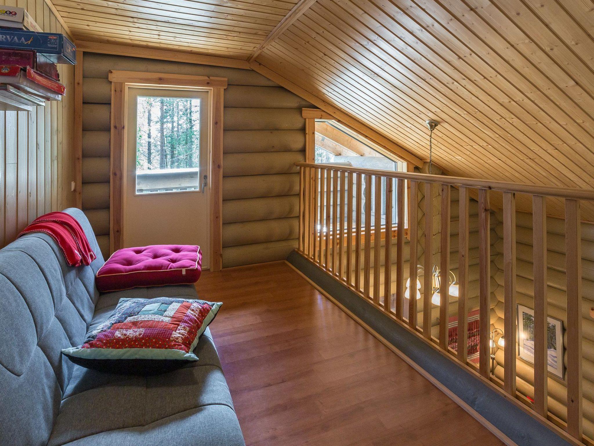 Foto 13 - Casa de 2 habitaciones en Kolari con sauna y vistas a la montaña