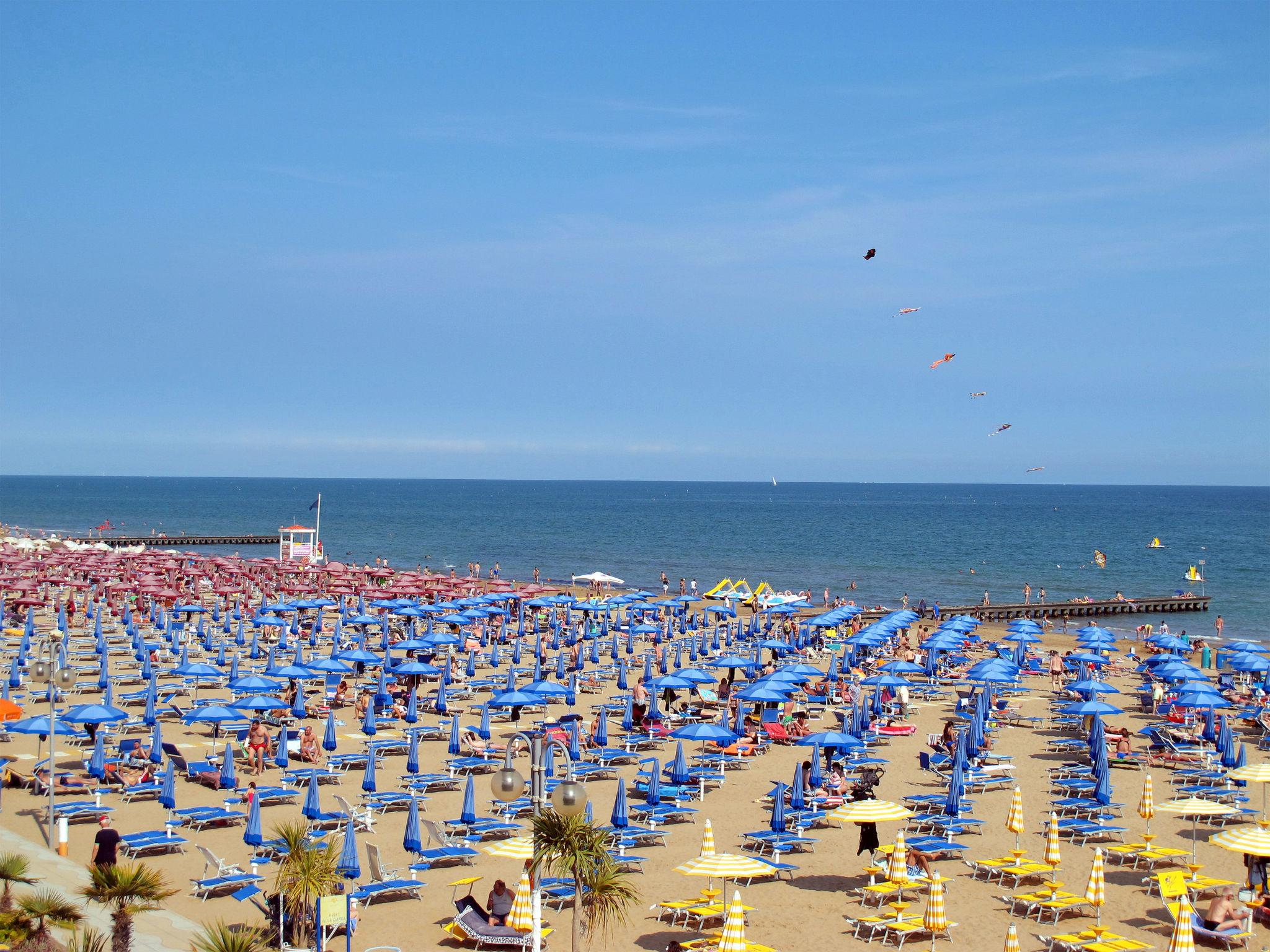 Photo 19 - 2 bedroom Apartment in Jesolo with sea view