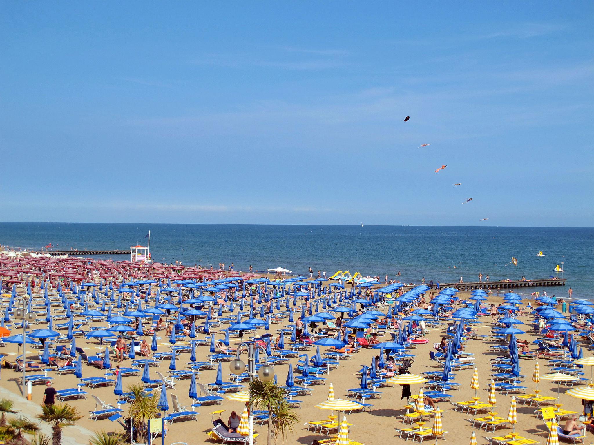 Photo 22 - Appartement de 2 chambres à Jesolo avec piscine et vues à la mer