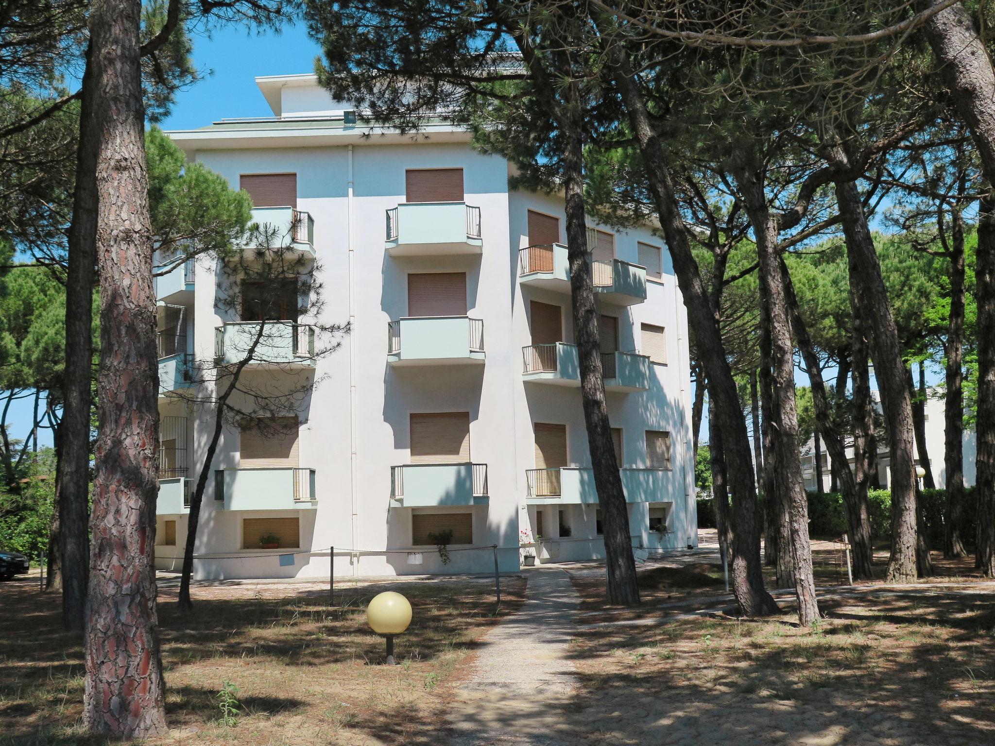 Foto 14 - Apartamento de 2 habitaciones en Jesolo con vistas al mar