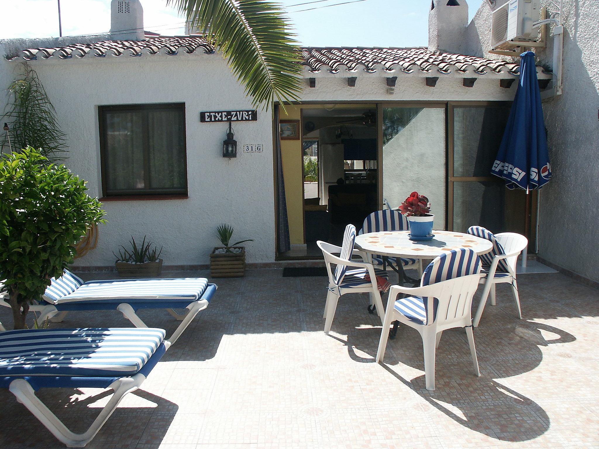 Photo 5 - 2 bedroom House in Calp with swimming pool and sea view