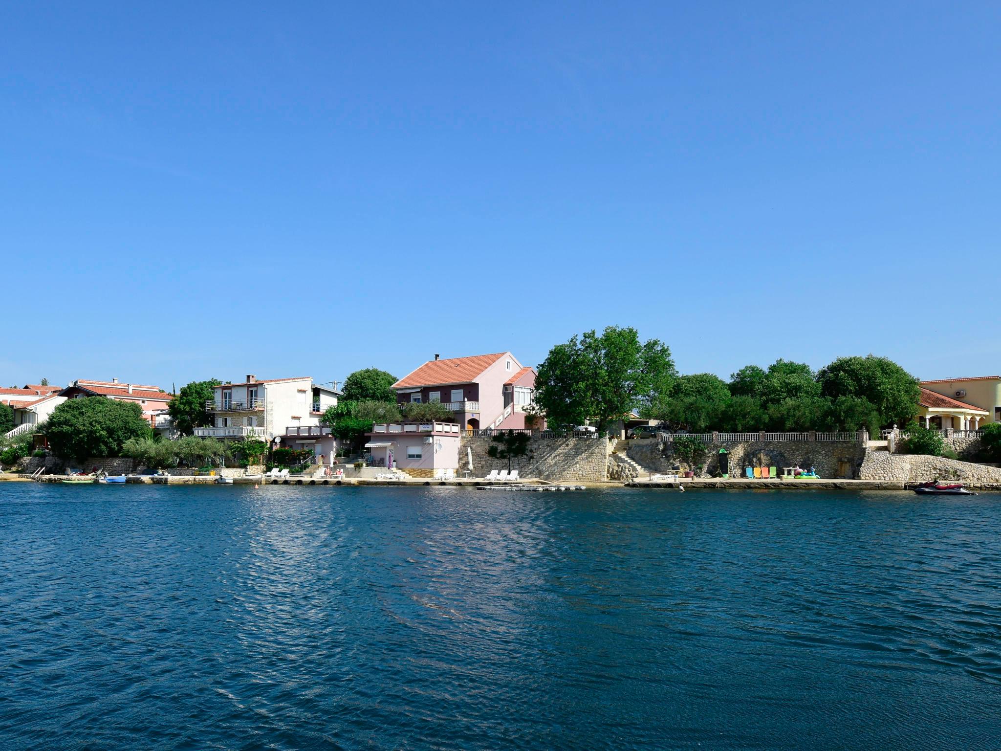 Foto 2 - Casa a Obrovac con terrazza e vista mare