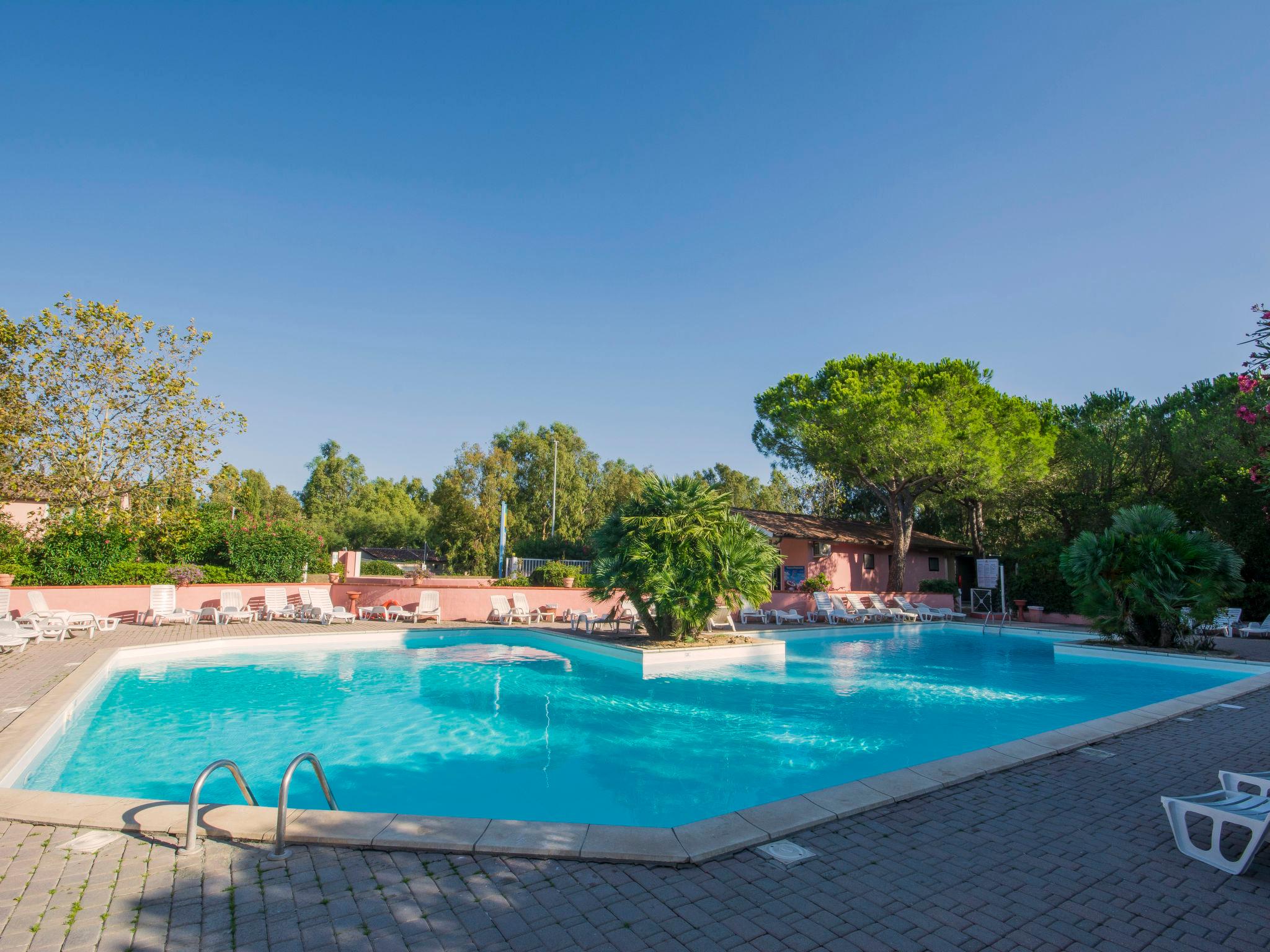 Photo 3 - Maison de 2 chambres à Bibbona avec piscine et vues à la mer