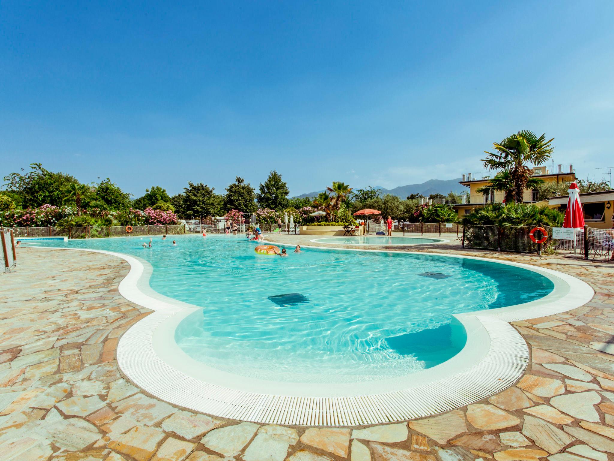 Photo 9 - Appartement de 3 chambres à Manerba del Garda avec piscine et jardin