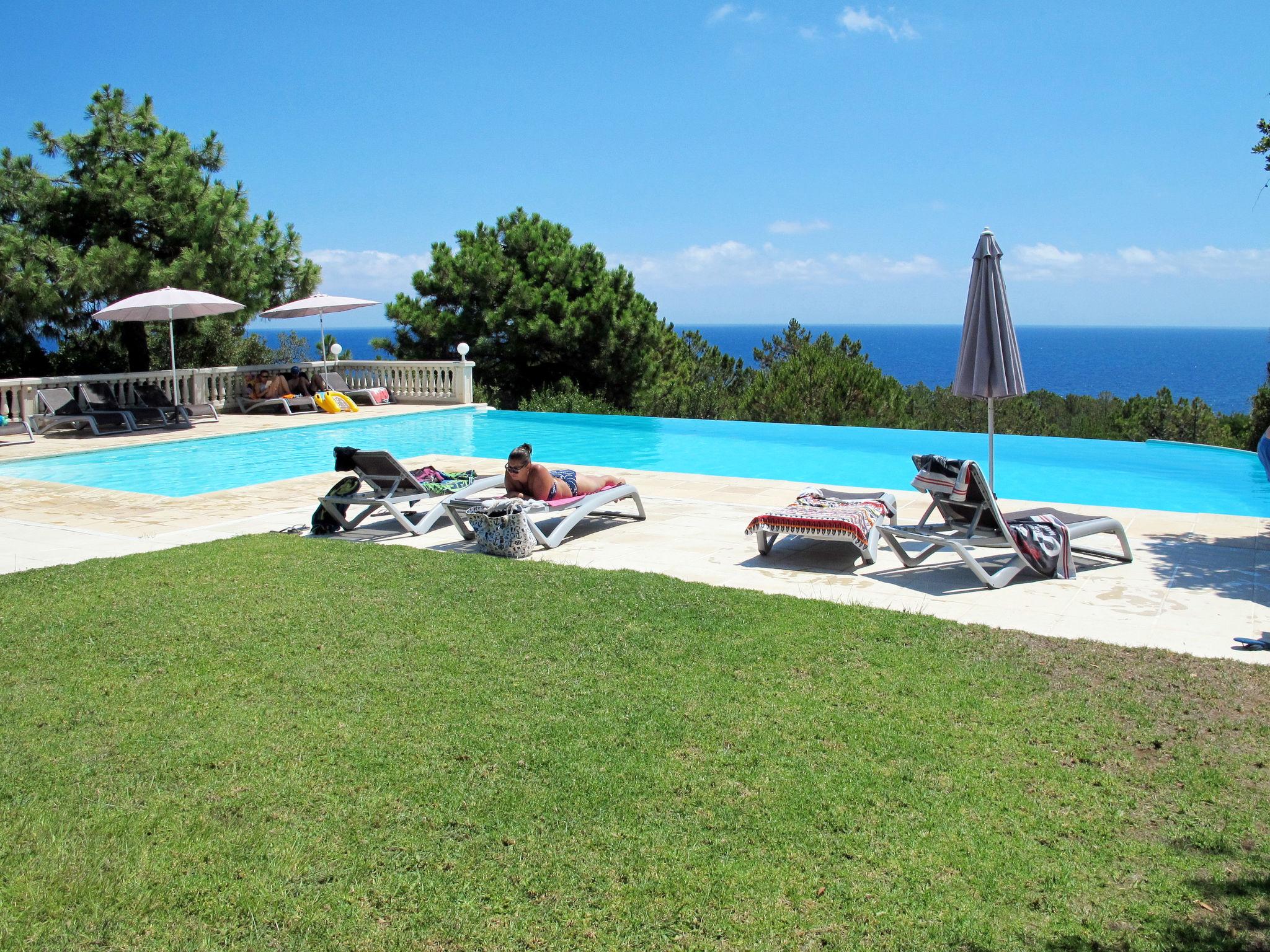 Foto 1 - Casa de 2 quartos em Sari-Solenzara com piscina e vistas do mar