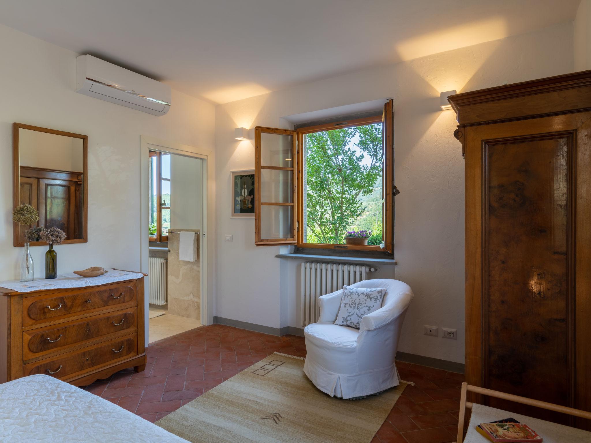 Photo 59 - 12 bedroom House in Greve in Chianti with private pool