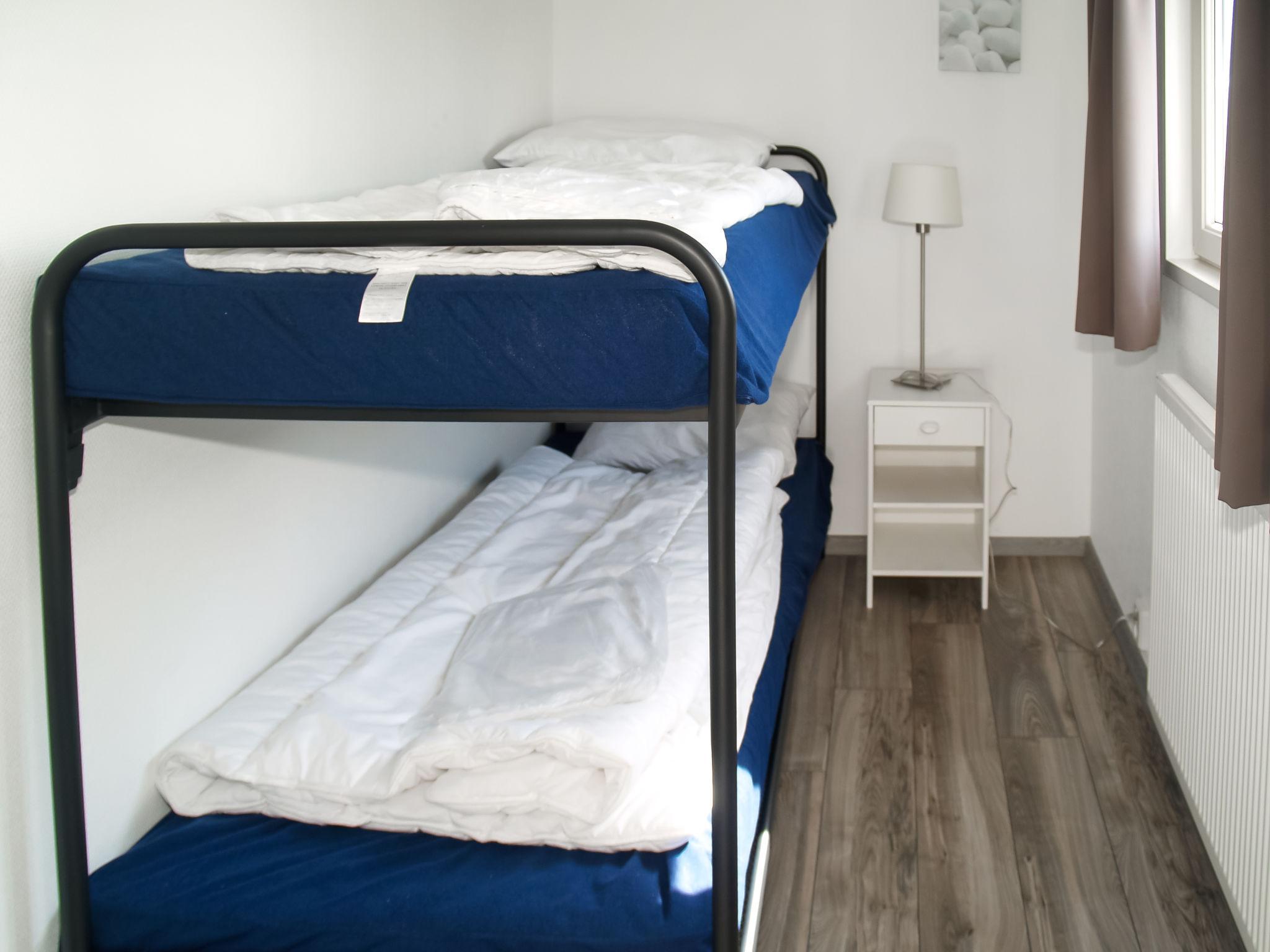 Foto 27 - Casa con 3 camere da letto a West-Graftdijk con terrazza