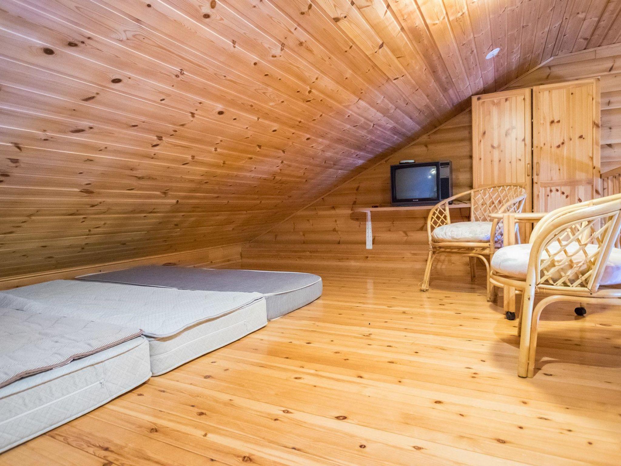 Photo 10 - Maison de 1 chambre à Hyrynsalmi avec sauna