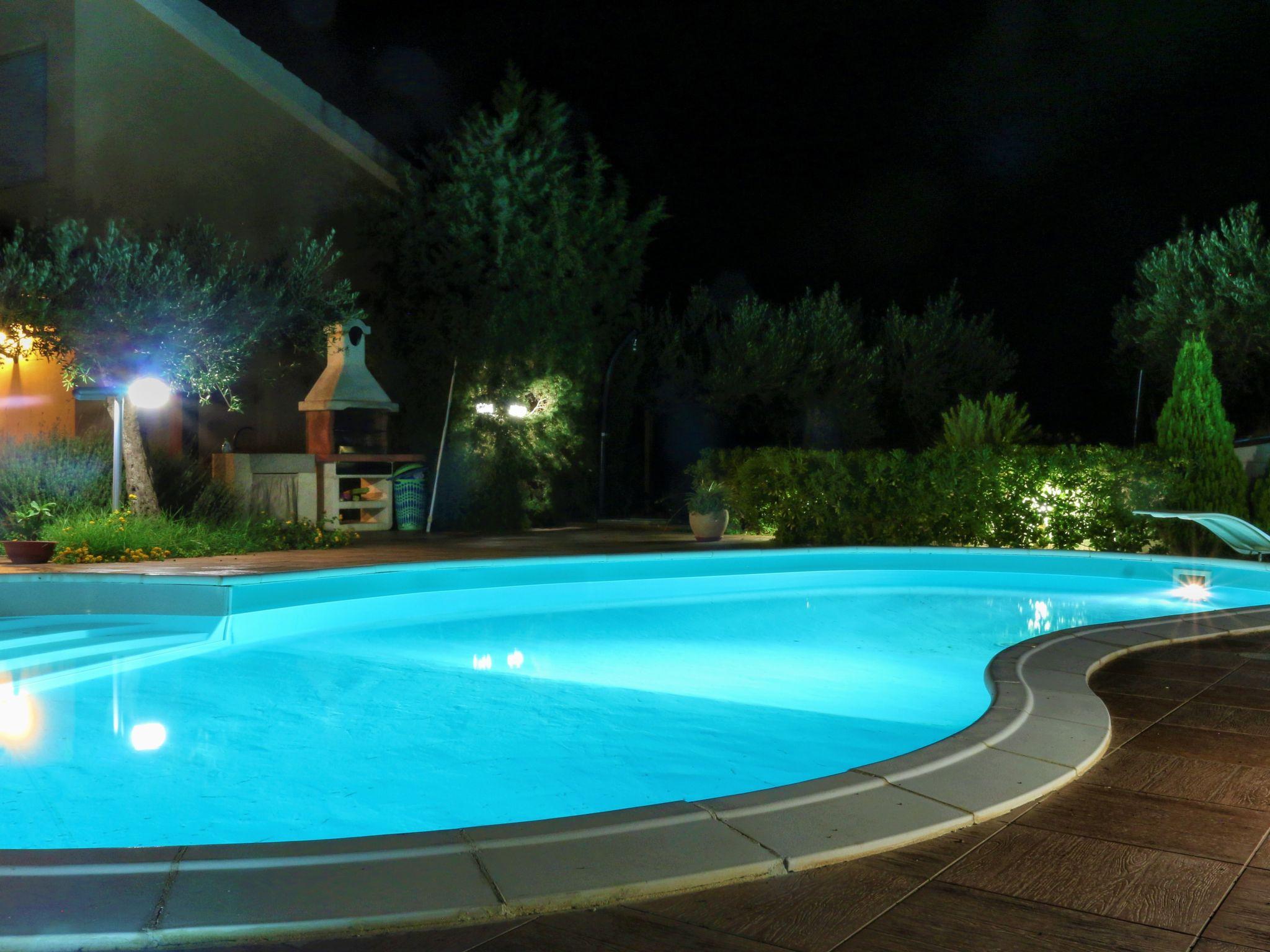 Photo 19 - 4 bedroom House in Buseto Palizzolo with private pool and garden