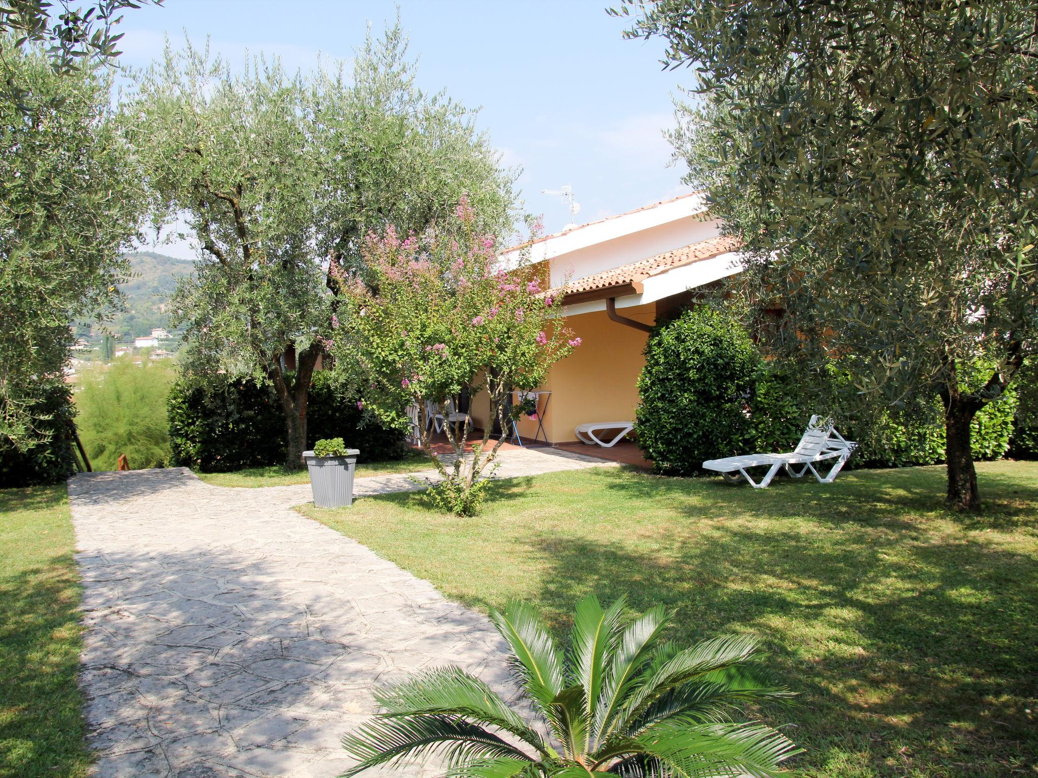 Photo 20 - 1 bedroom Apartment in Garda with swimming pool and garden