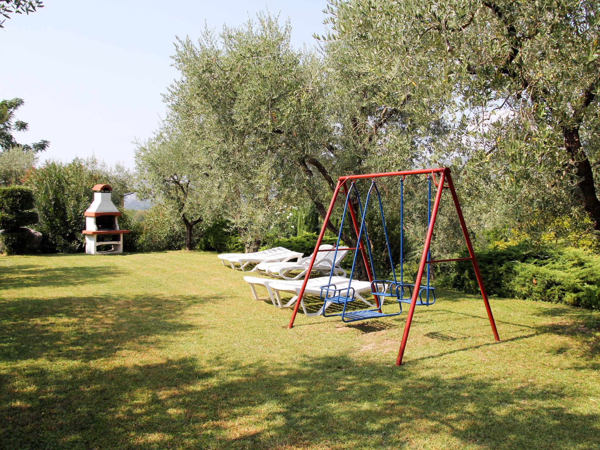 Photo 18 - Appartement de 1 chambre à Garda avec piscine et vues sur la montagne