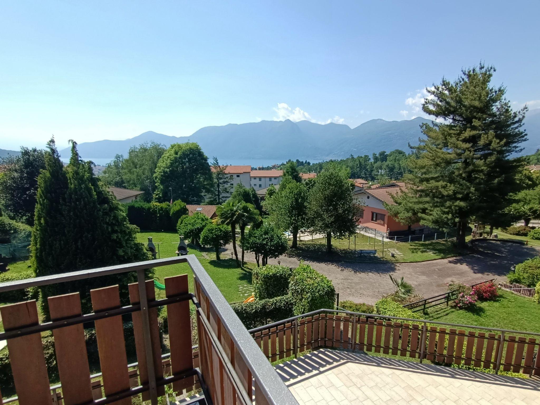 Foto 29 - Apartamento de 2 quartos em Luino com piscina e vista para a montanha