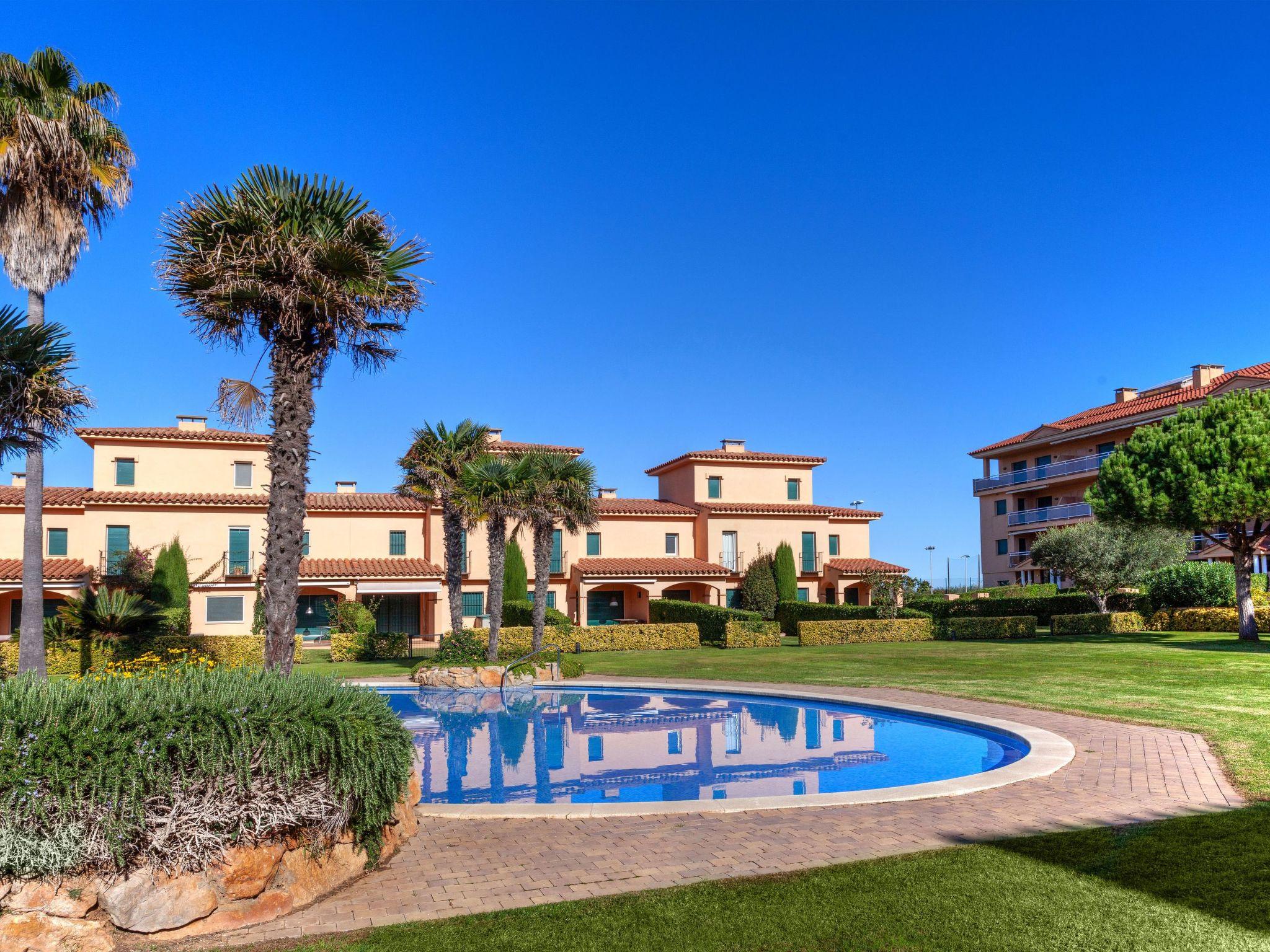 Photo 25 - Appartement de 3 chambres à Pals avec piscine et vues à la mer