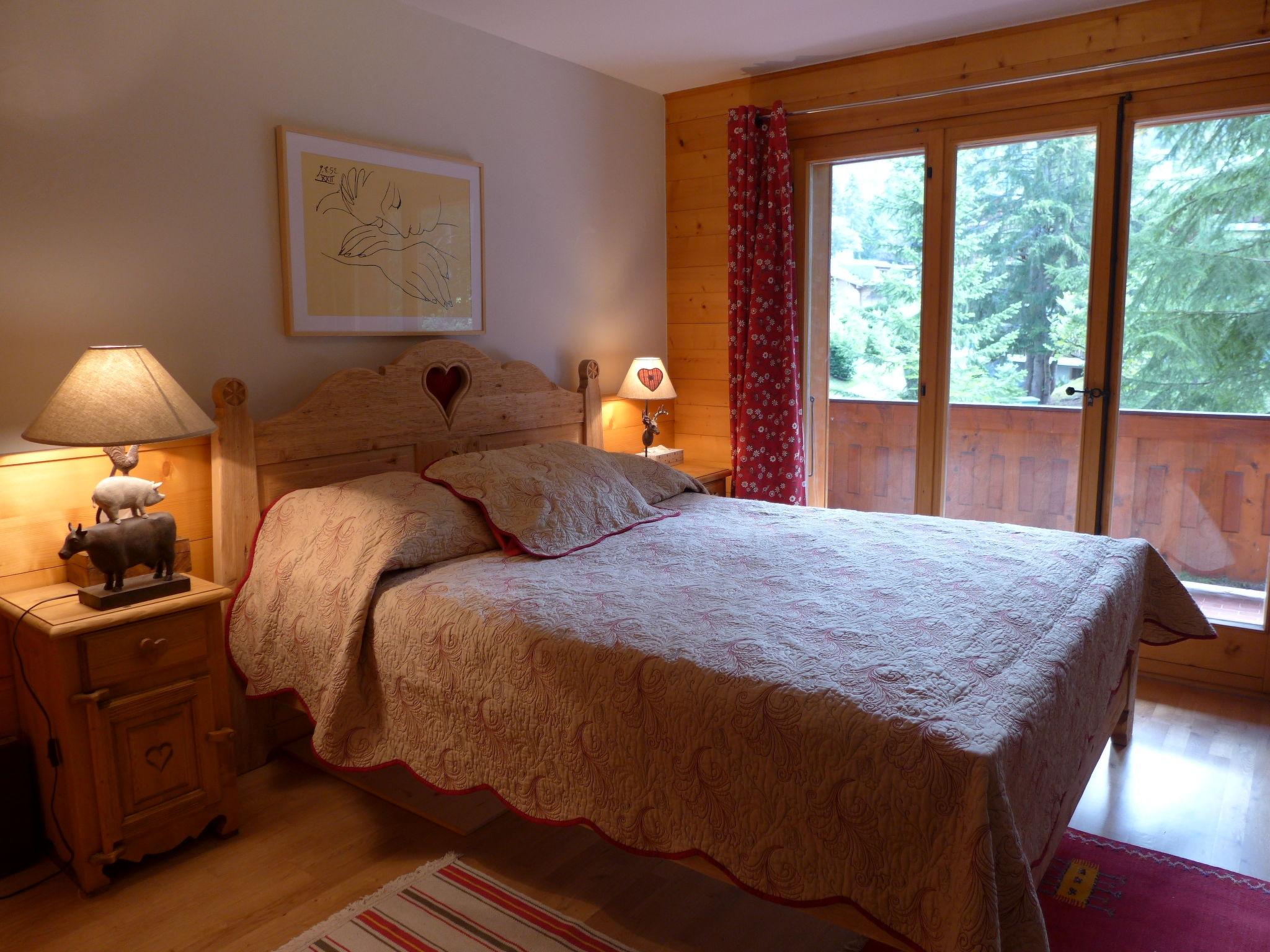 Foto 8 - Appartamento con 2 camere da letto a Ollon con piscina e vista sulle montagne