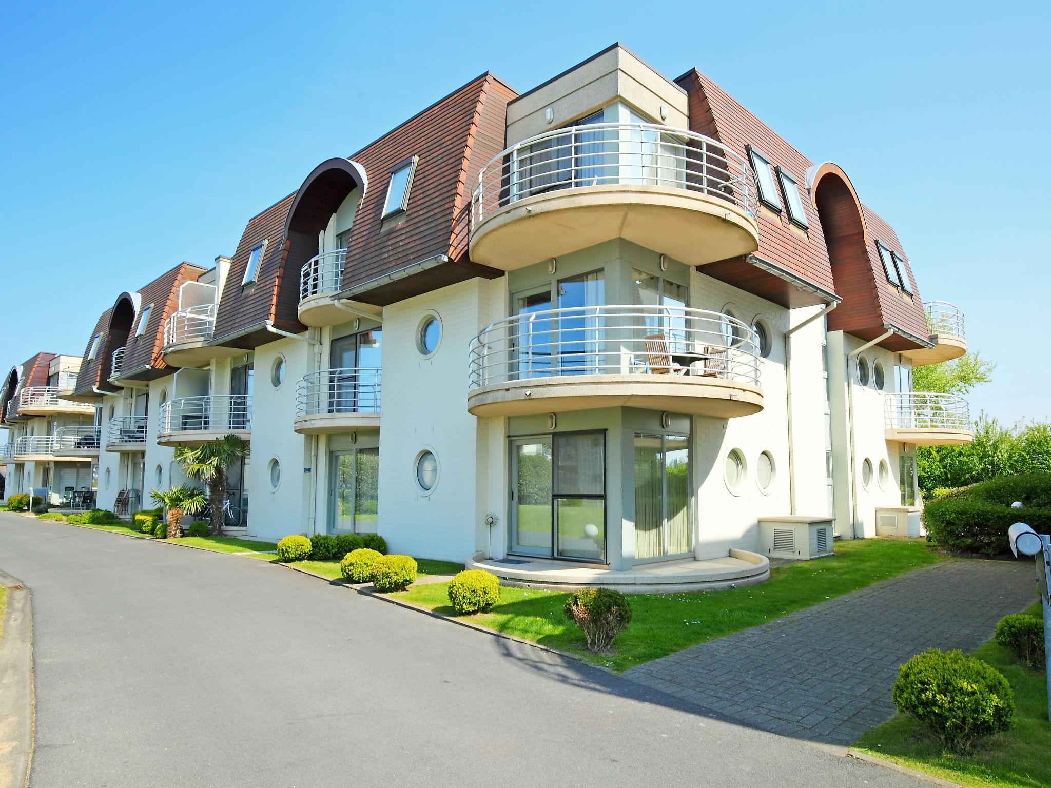 Foto 6 - Appartamento con 2 camere da letto a Bredene con piscina e giardino