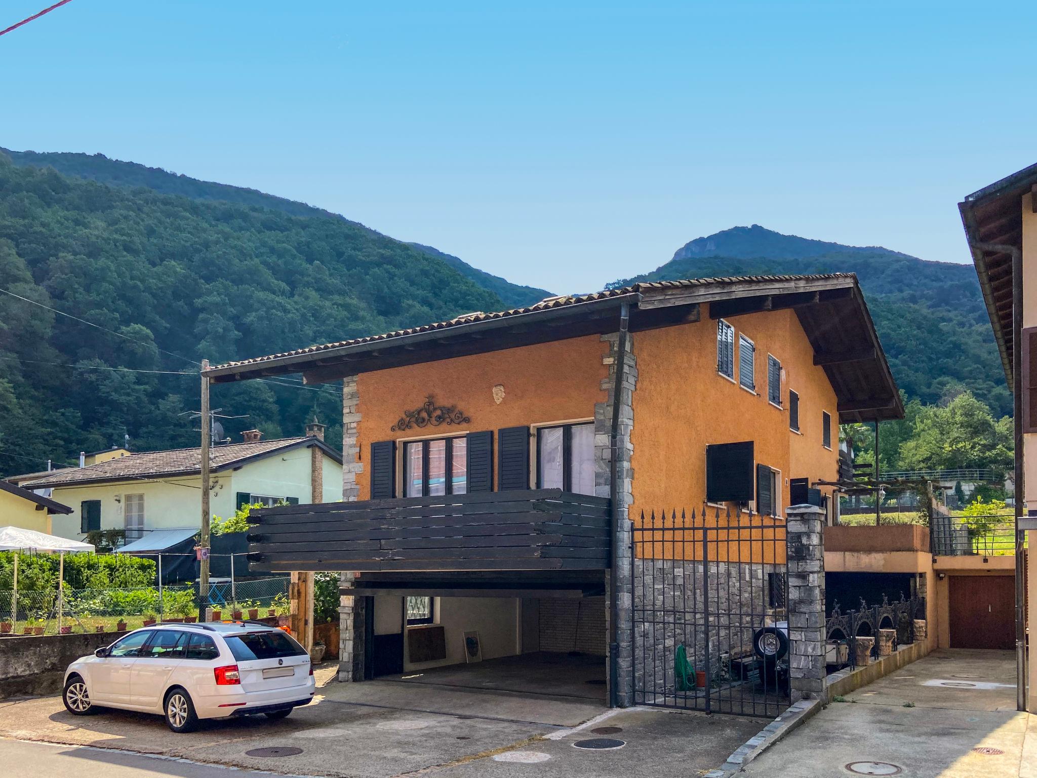 Photo 34 - Appartement de 2 chambres à Brusino Arsizio avec jardin et terrasse