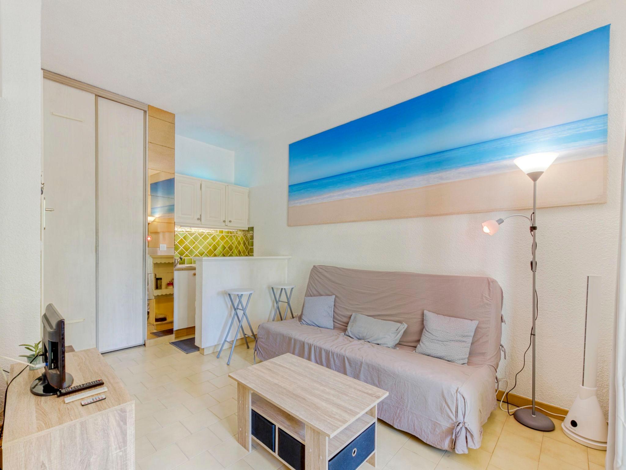 Foto 4 - Apartment mit 1 Schlafzimmer in Cavalaire-sur-Mer mit garten und blick aufs meer