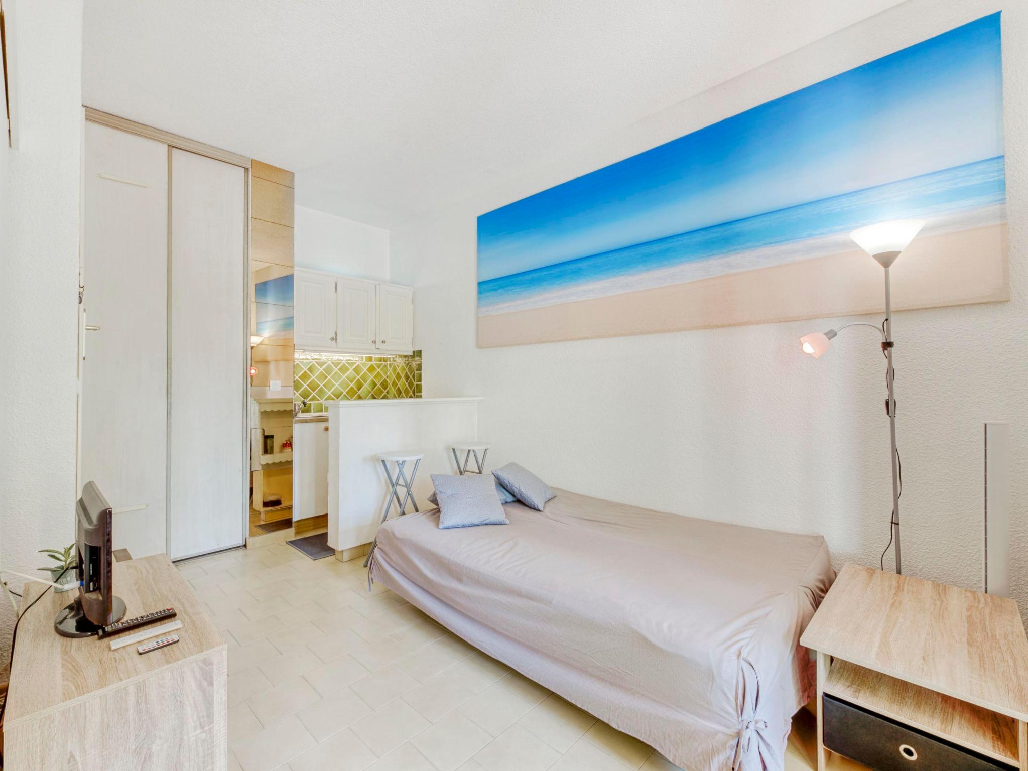 Foto 8 - Apartment mit 1 Schlafzimmer in Cavalaire-sur-Mer mit garten und blick aufs meer