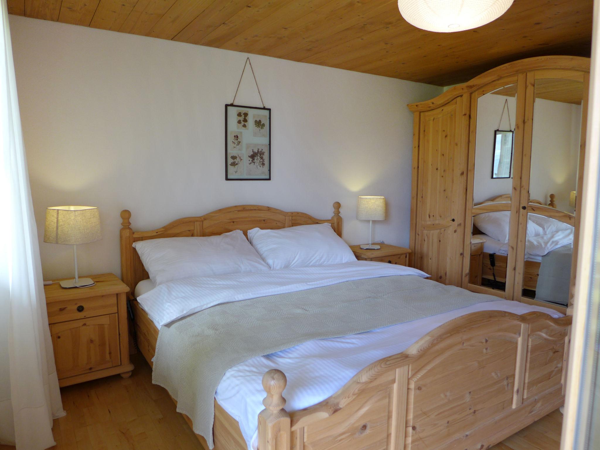 Foto 4 - Appartamento con 6 camere da letto a Lauterbrunnen con giardino