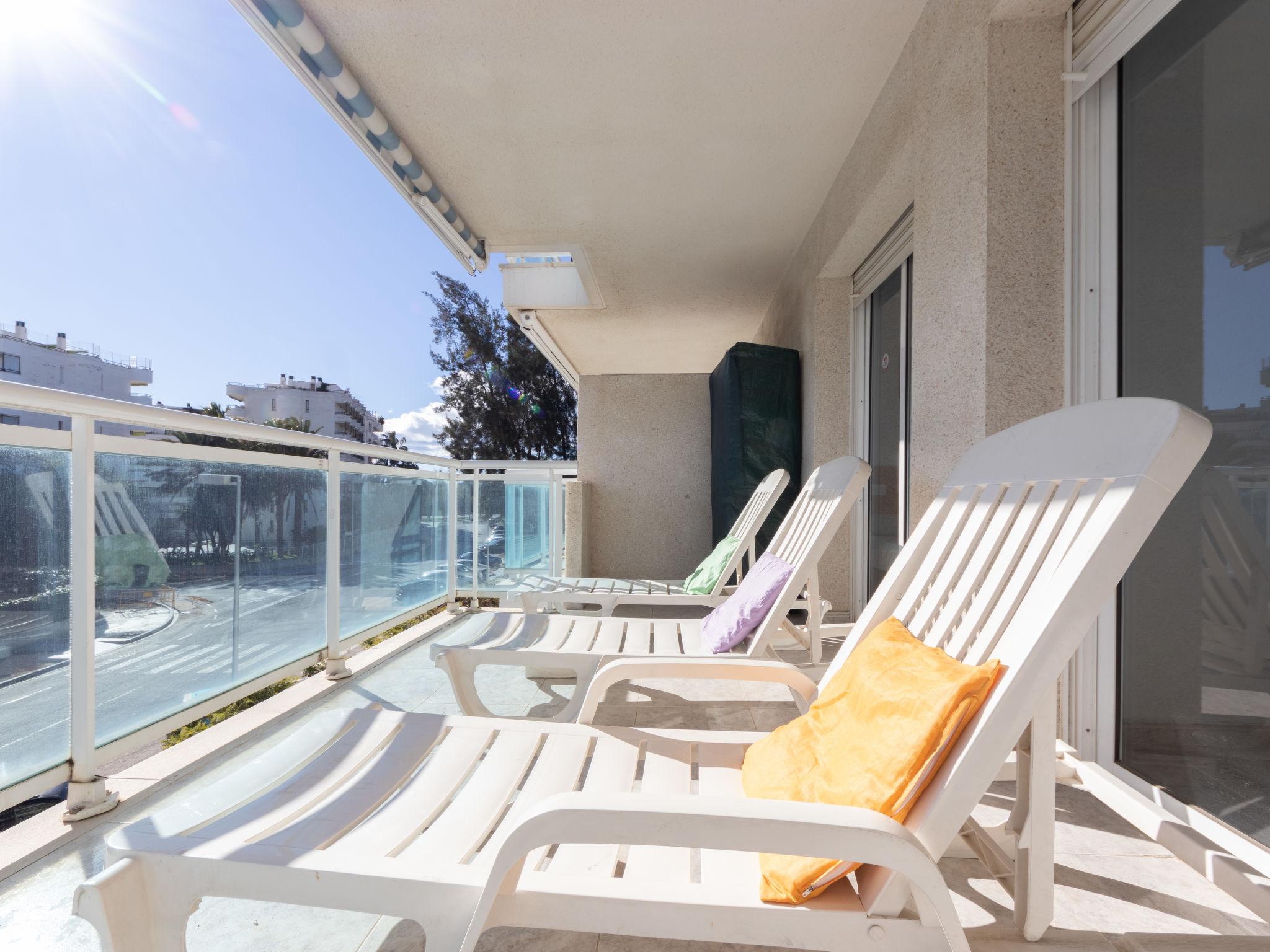 Photo 21 - Appartement de 2 chambres à Salou avec piscine et vues à la mer