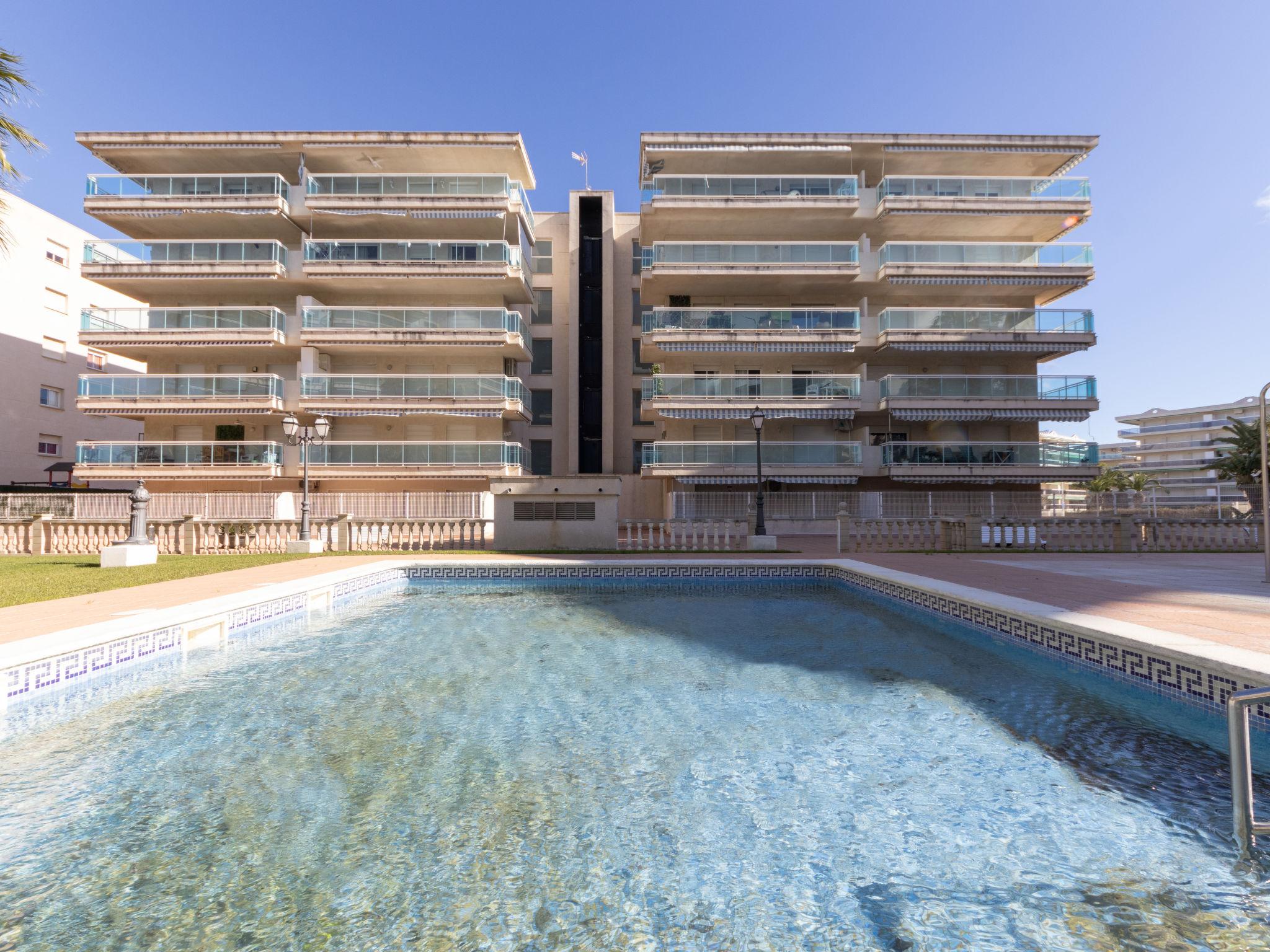 Foto 17 - Apartamento de 2 quartos em Salou com piscina e terraço