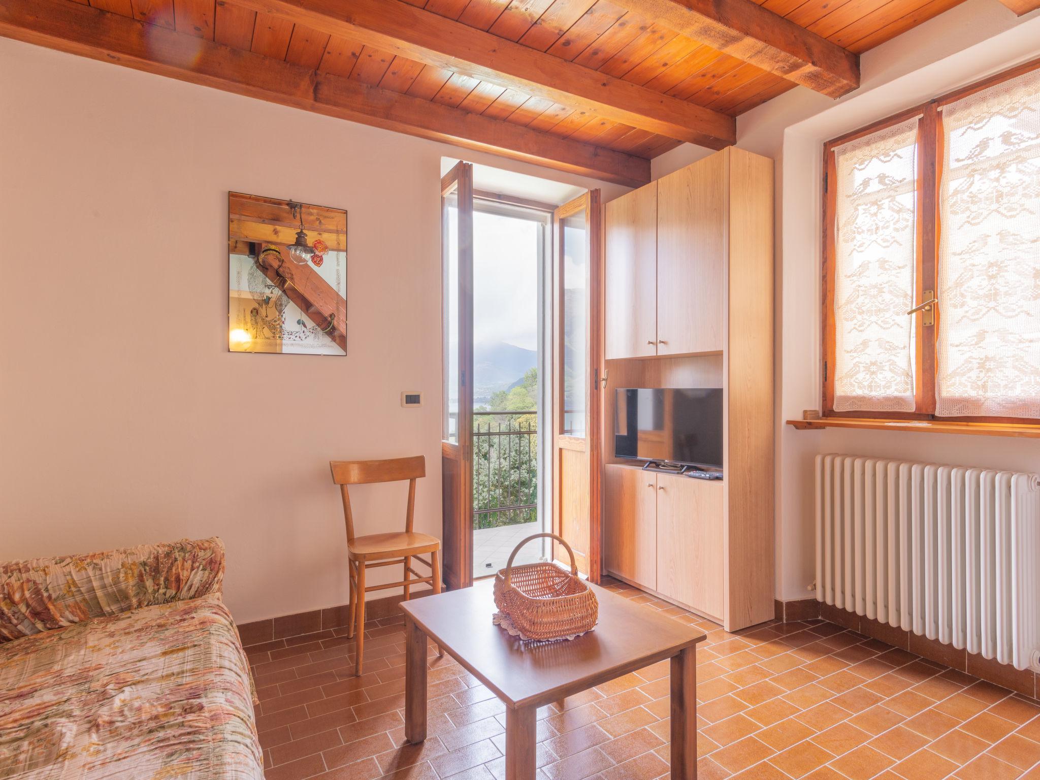 Photo 8 - Maison de 1 chambre à Perledo avec piscine et vues sur la montagne